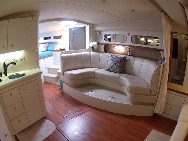 35' Cruisers Yachts, Listing Number 100843692, - Photo No. 5