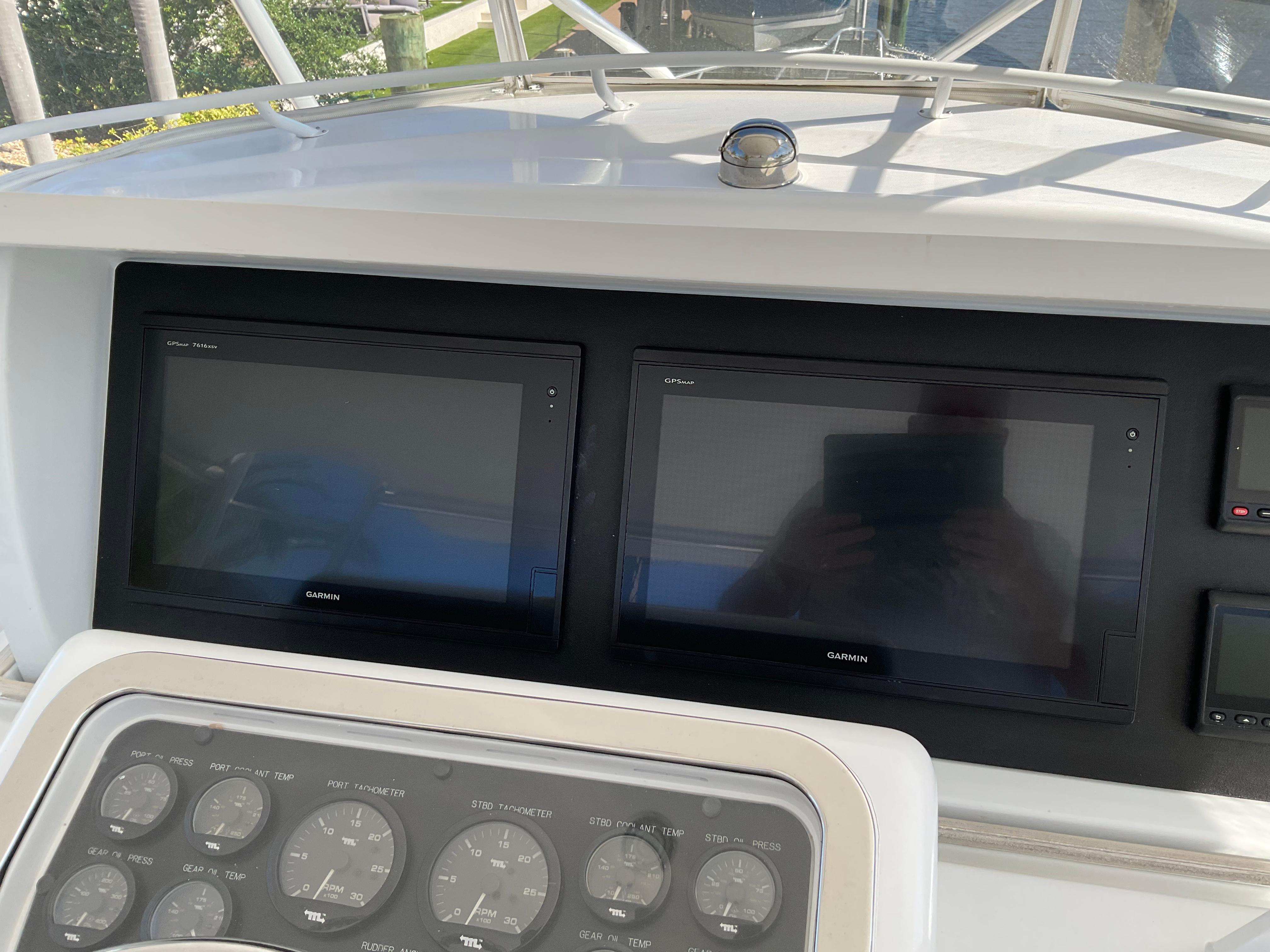 2001-hatteras-55-convertible-power-9717862-20250322074505236-1_XLARGE