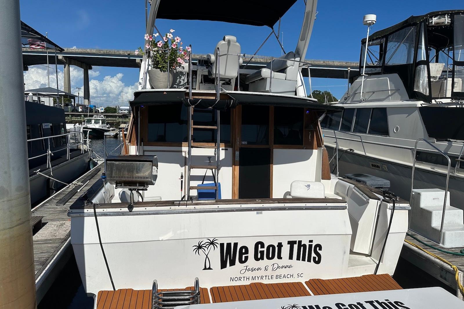 NC 10356 RC Knot 10 Yacht Sales NC 10356 RC Knot 10 Yacht Sales