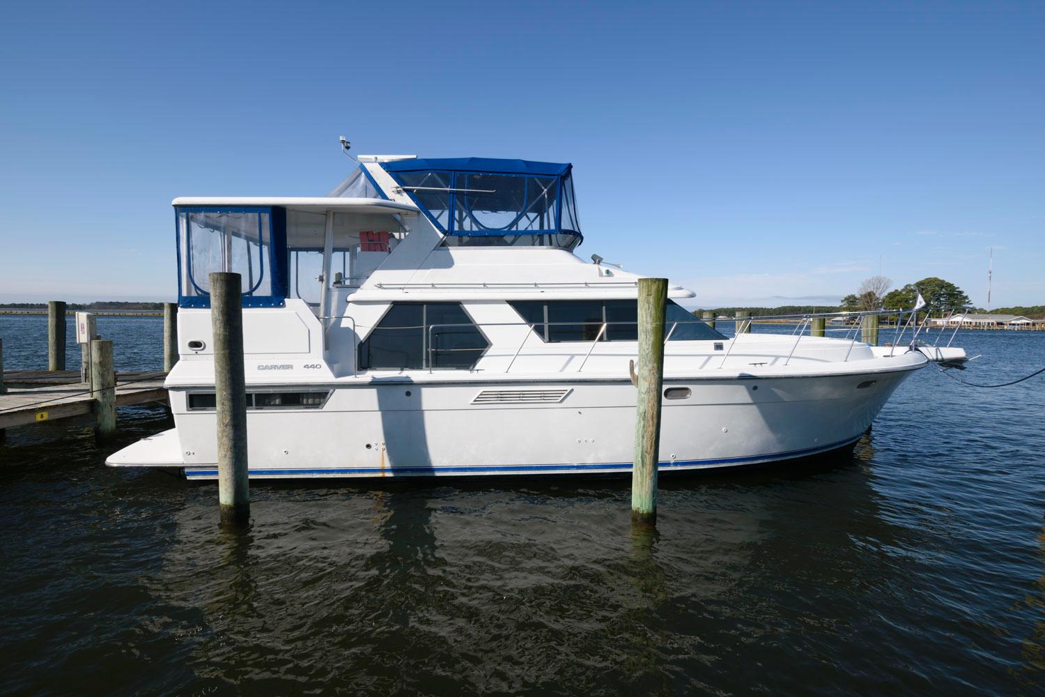 M 7379 TW Knot 10 Yacht Sales