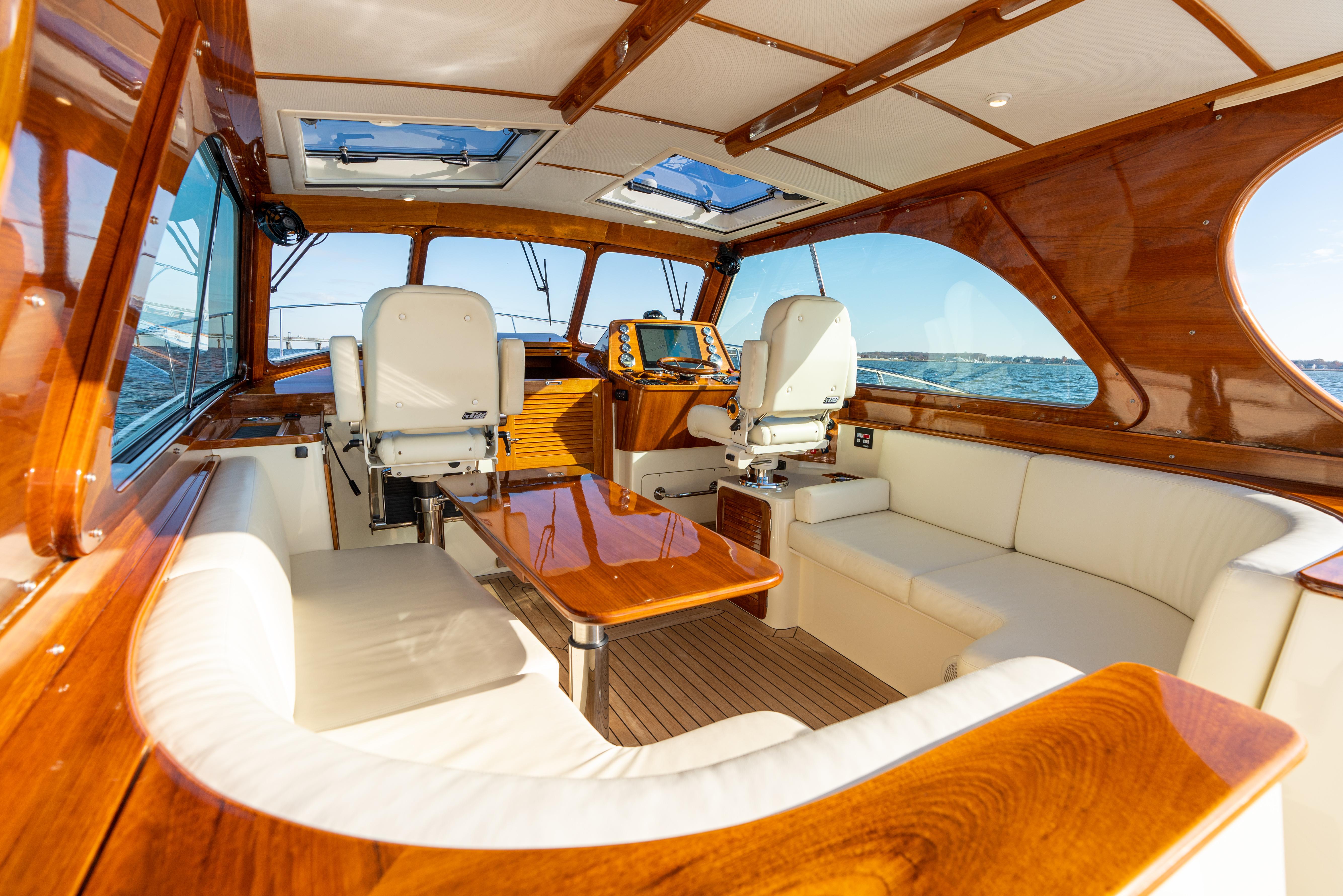 Newport RI Yacht Brokerage