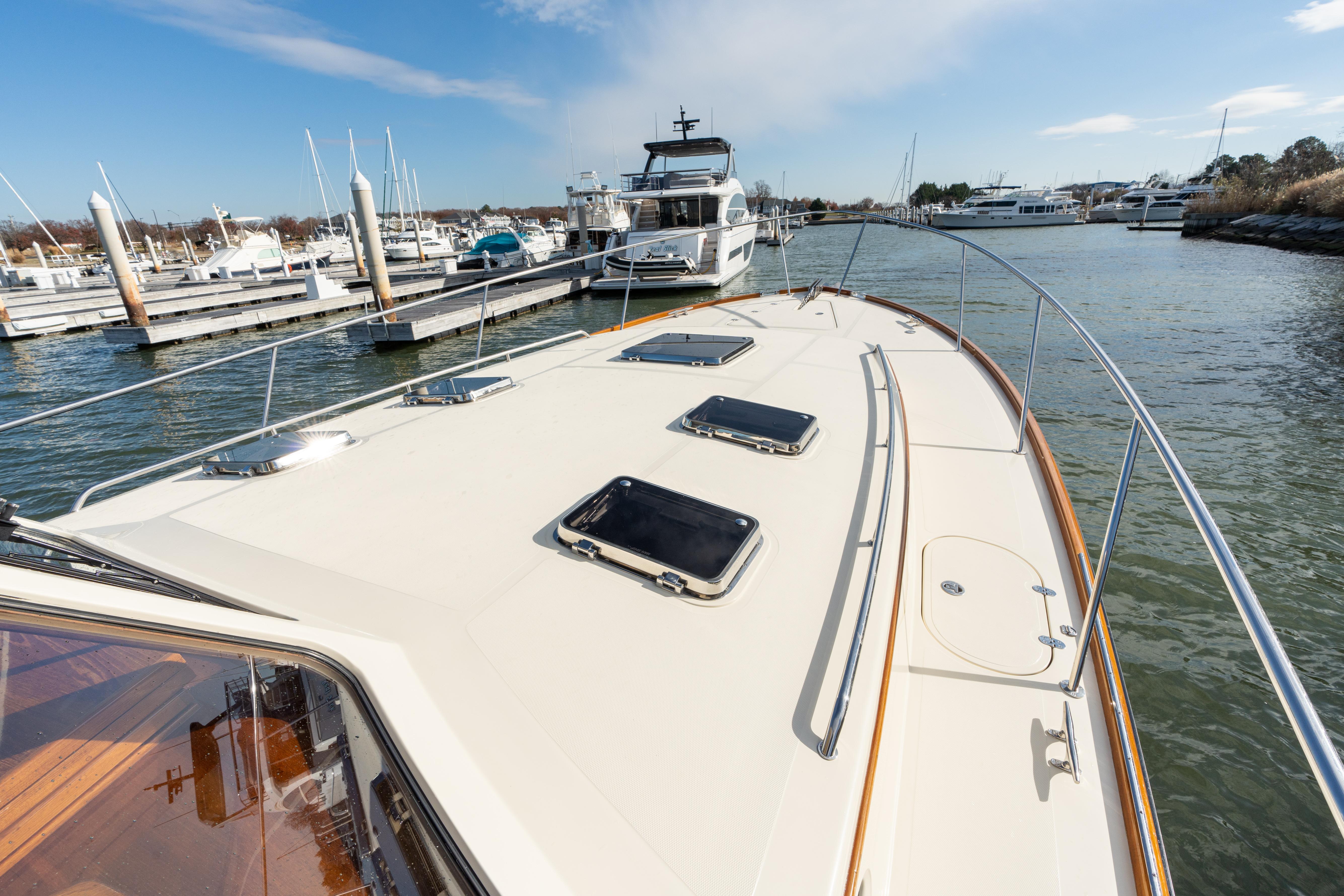 Newport RI Yacht Brokerage