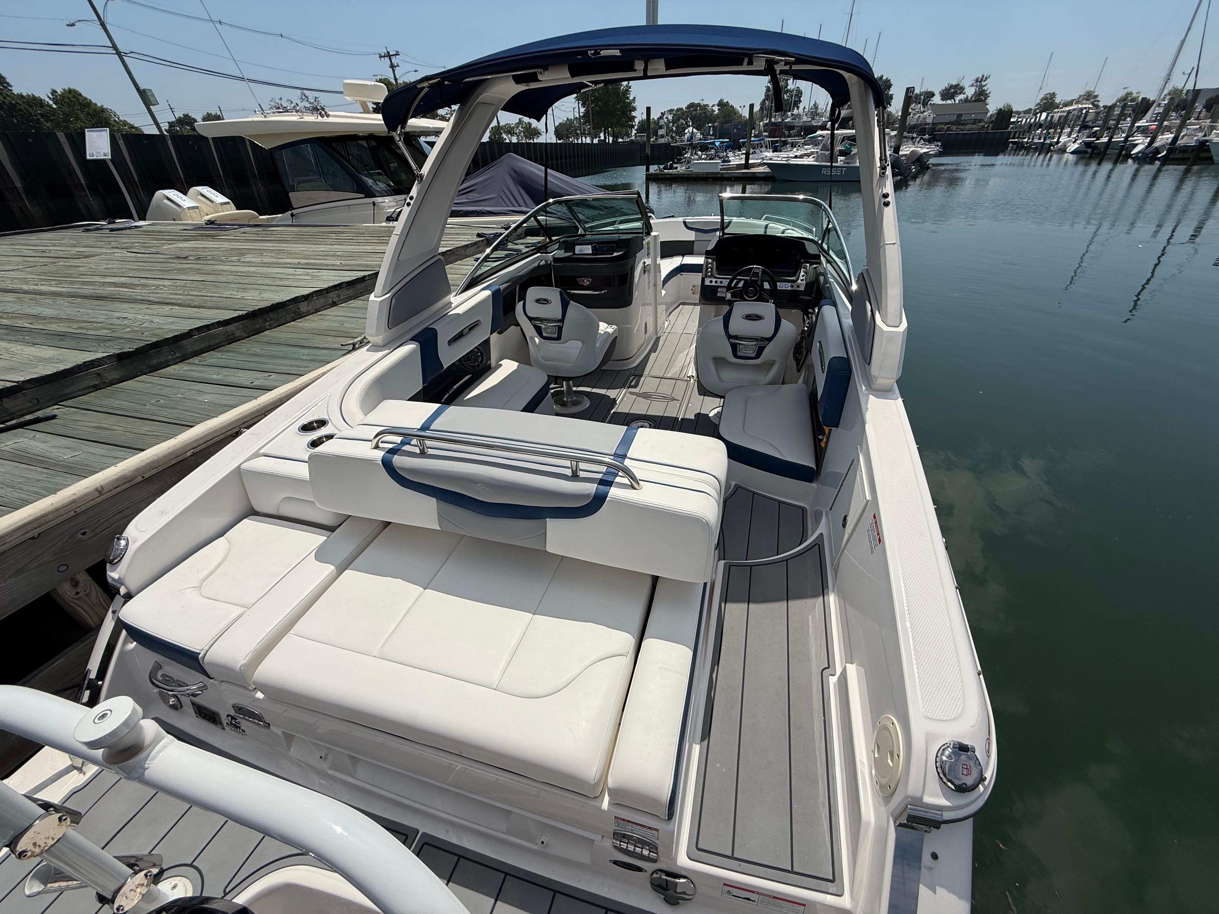 2022 Chaparral 267 SSX OB-7