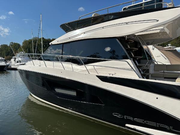 Photo of 2021 Regal 42'