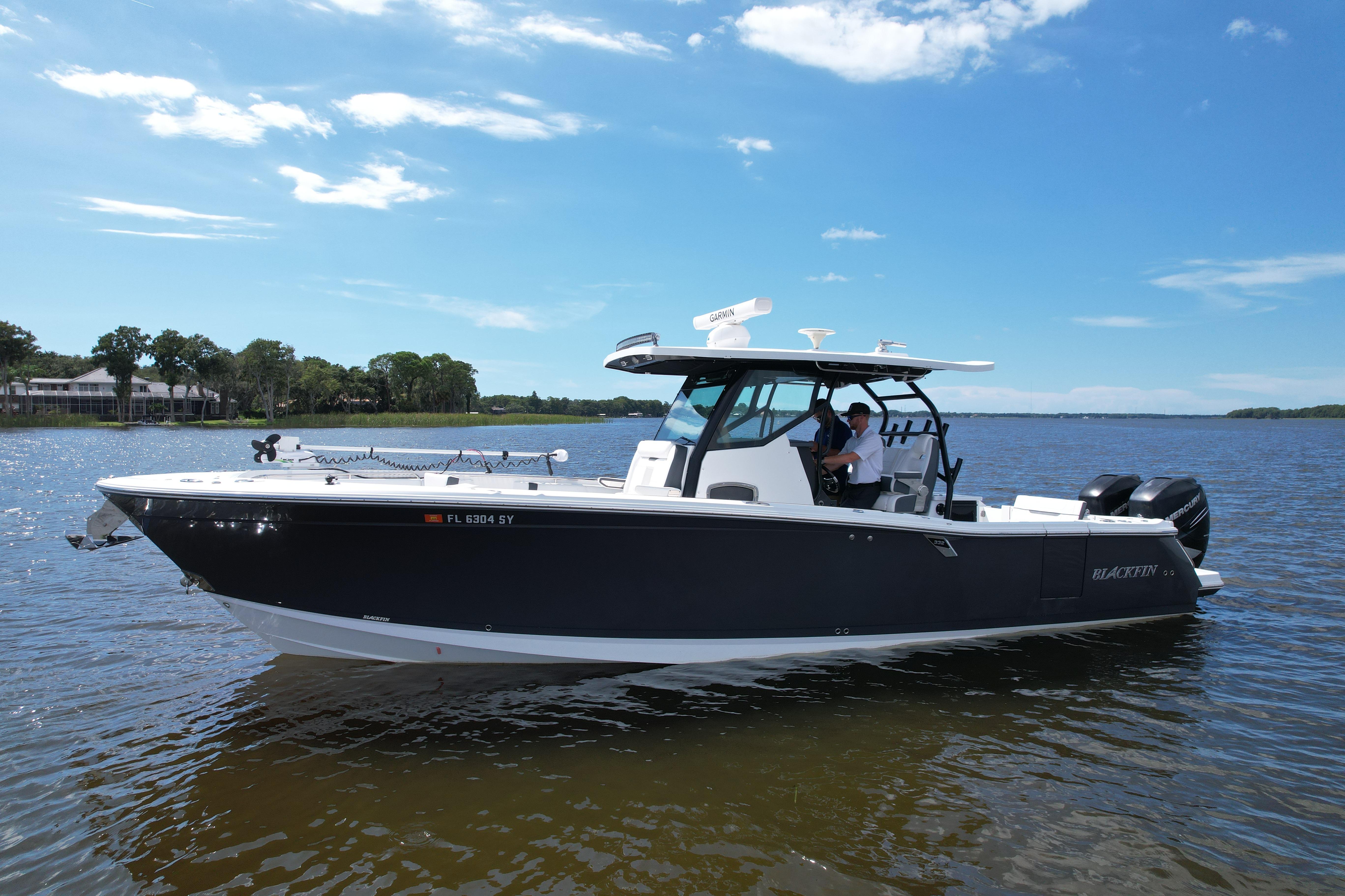 2021 Blackfin 332 CC