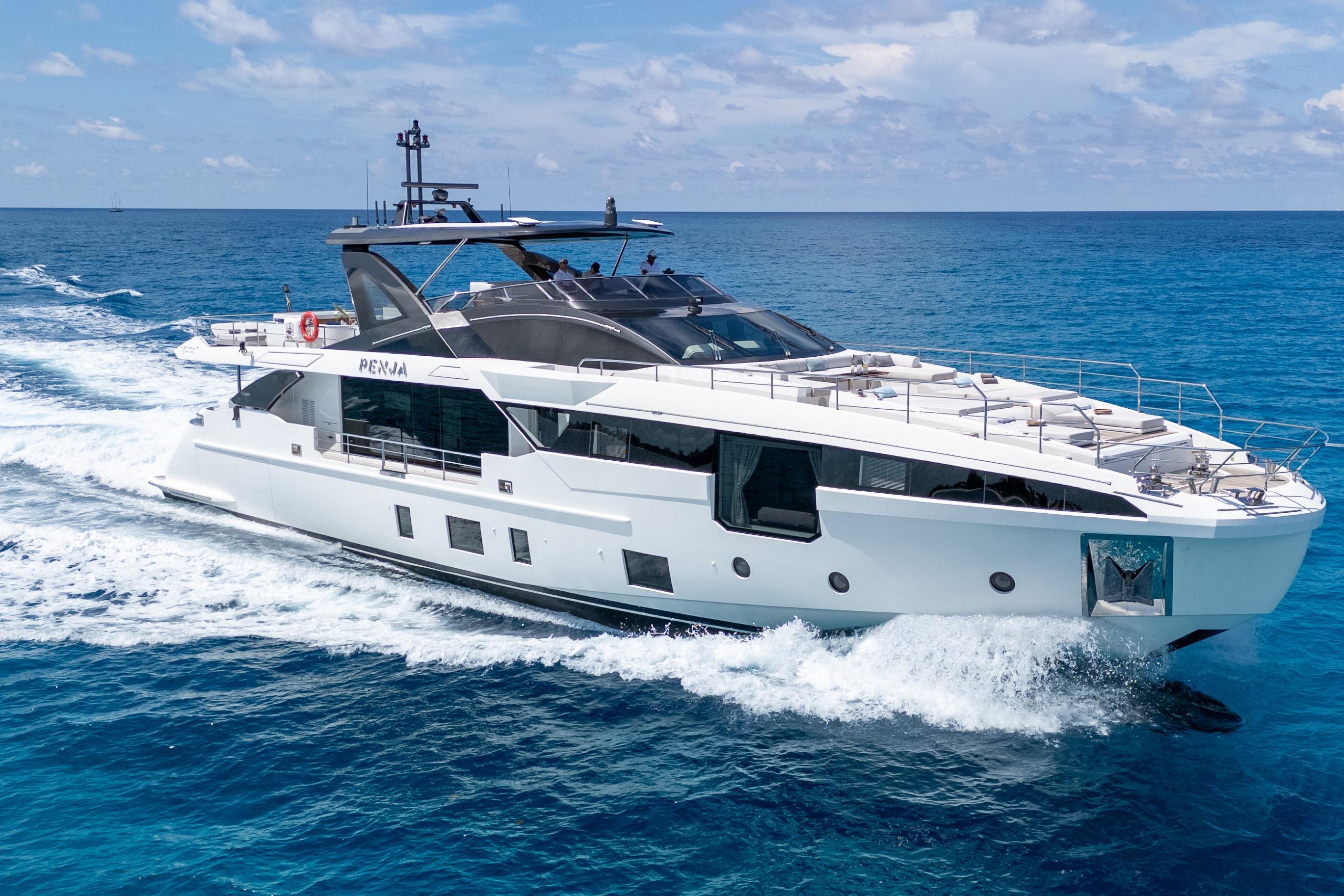 2023 Azimut Grande 32M