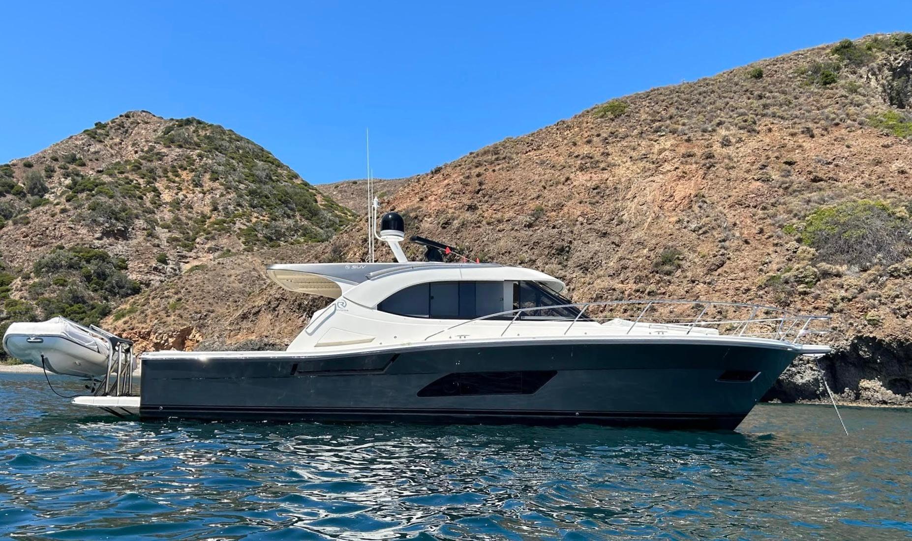 Cachette Yacht Photos Pics 