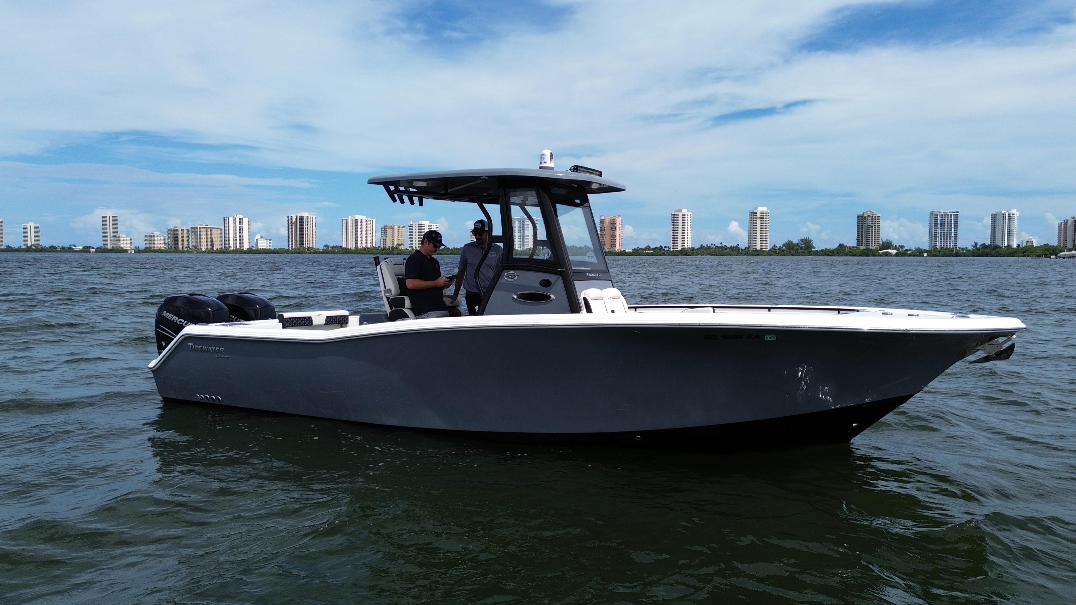 Tidewater 28' 280 CC - Exterior profile photo on water
