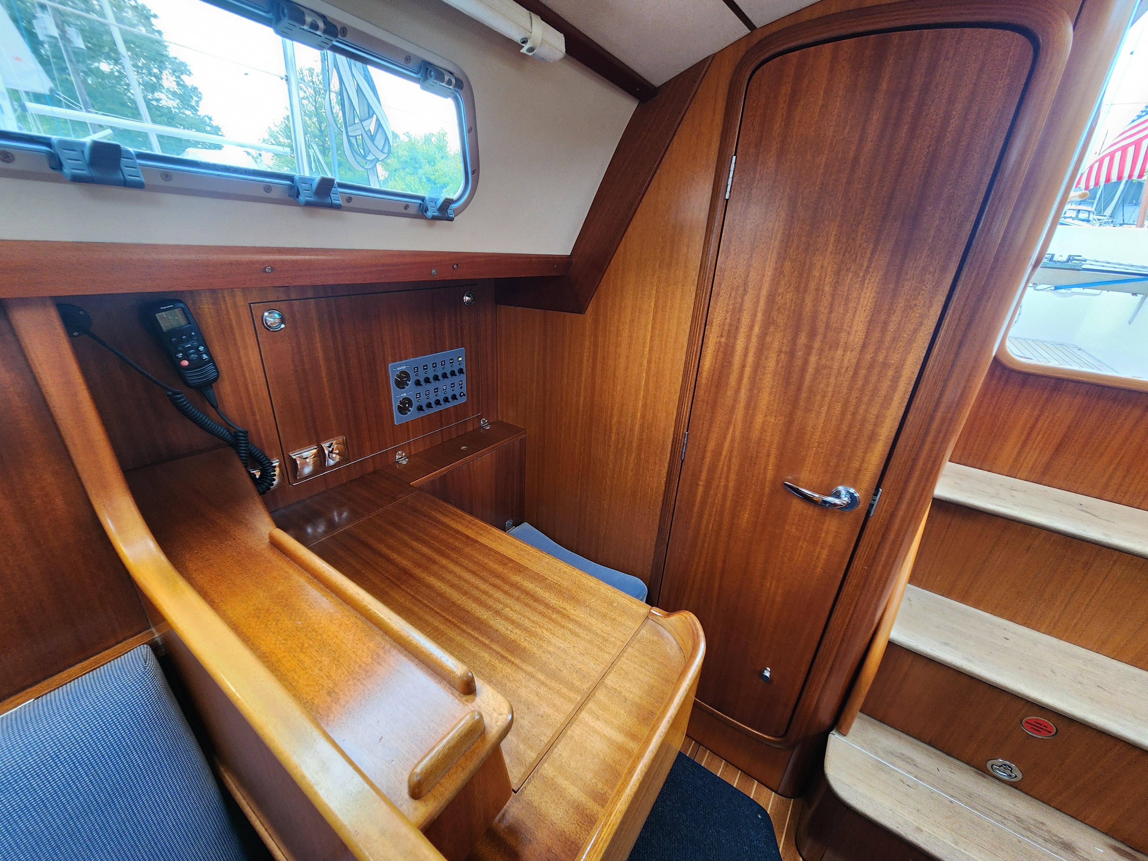 Hallberg-Rassy-342 2016-Ceres MD-US-9487925 | Thumbnail