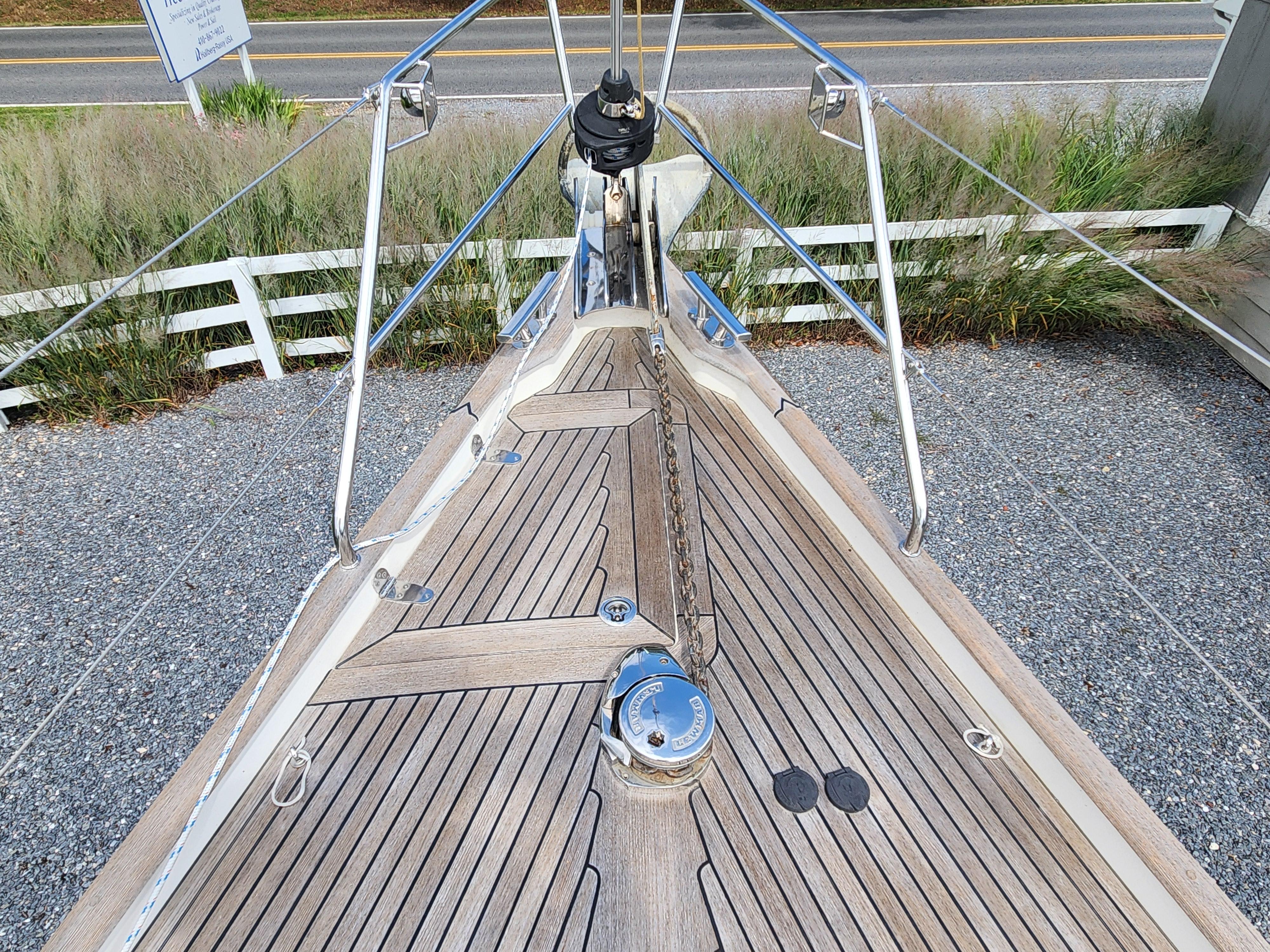 Hallberg-Rassy-342 2016-Ceres MD-US-9487925 | Thumbnail