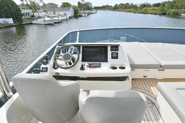 58' Absolute, Listing Number 100898332, - Photo No. 19