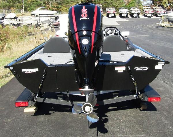 2022 Tracker Boats boat for sale, model of the boat is Pro Team™ 195 TXW & Image # 7 of 15