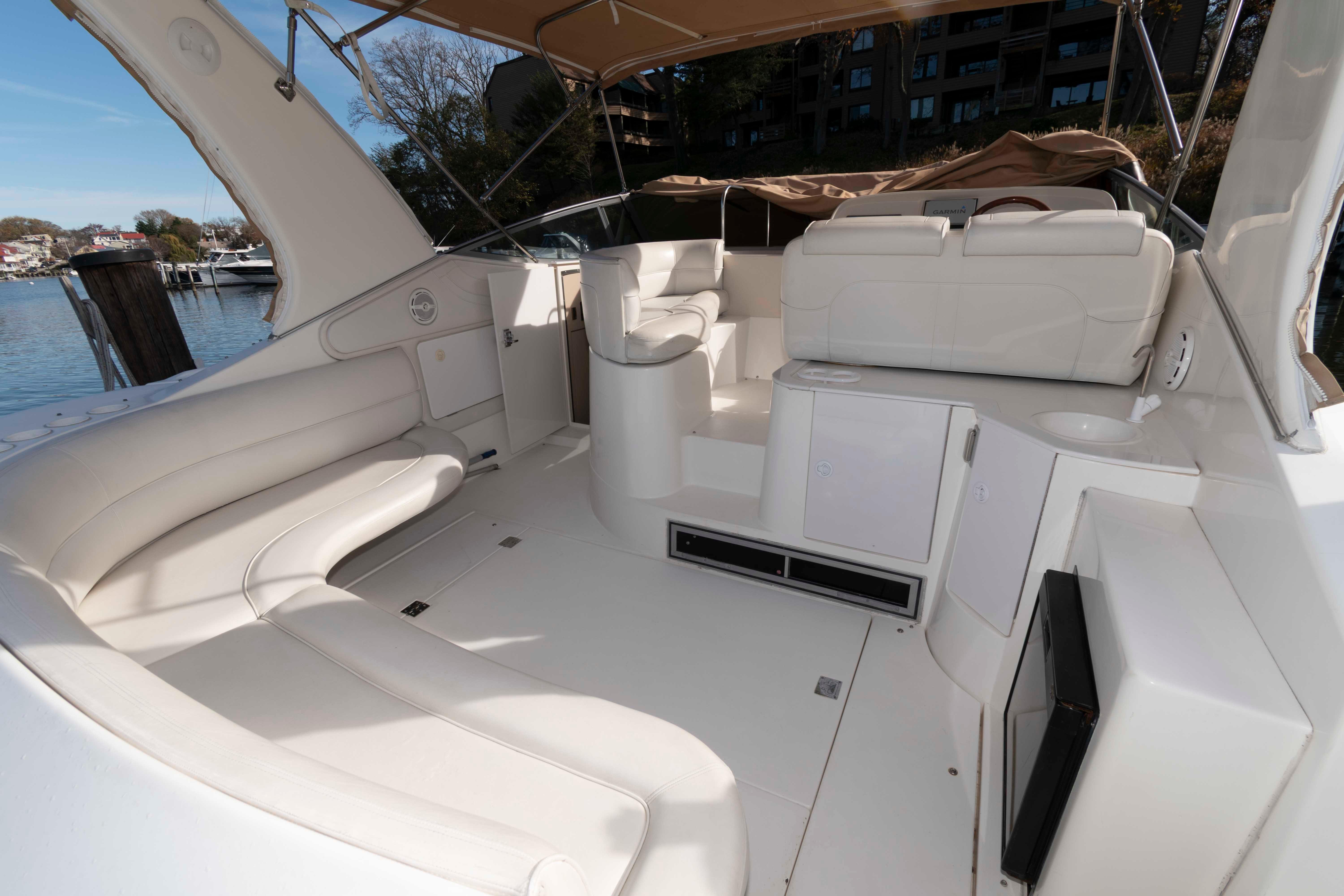 M 10504 TW Knot 10 Yacht Sales M 10504 TW Knot 10 Yacht Sales