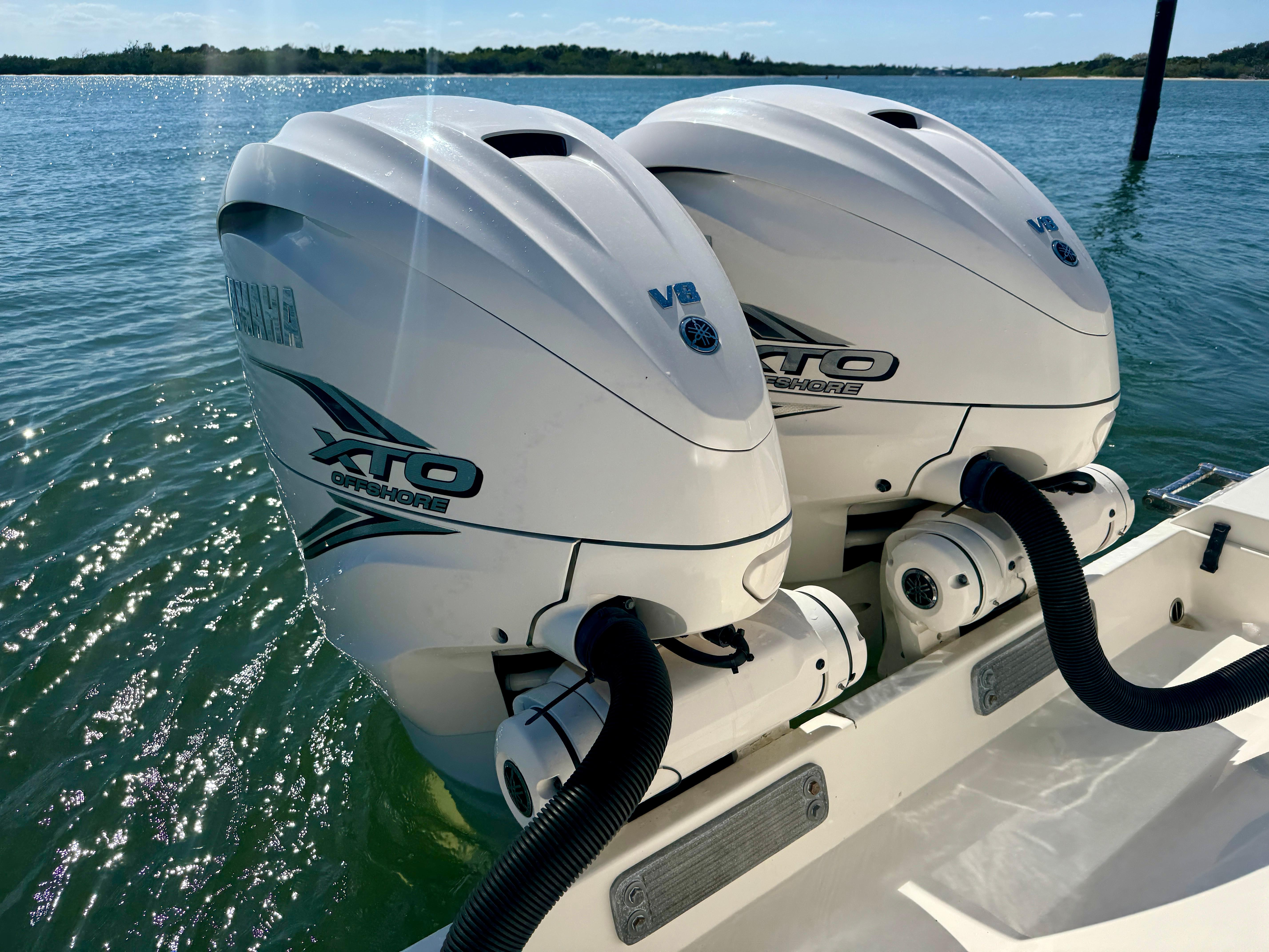 2020-cobia-350-center-console-power-9717904-20250317085913974-1_XLARGE