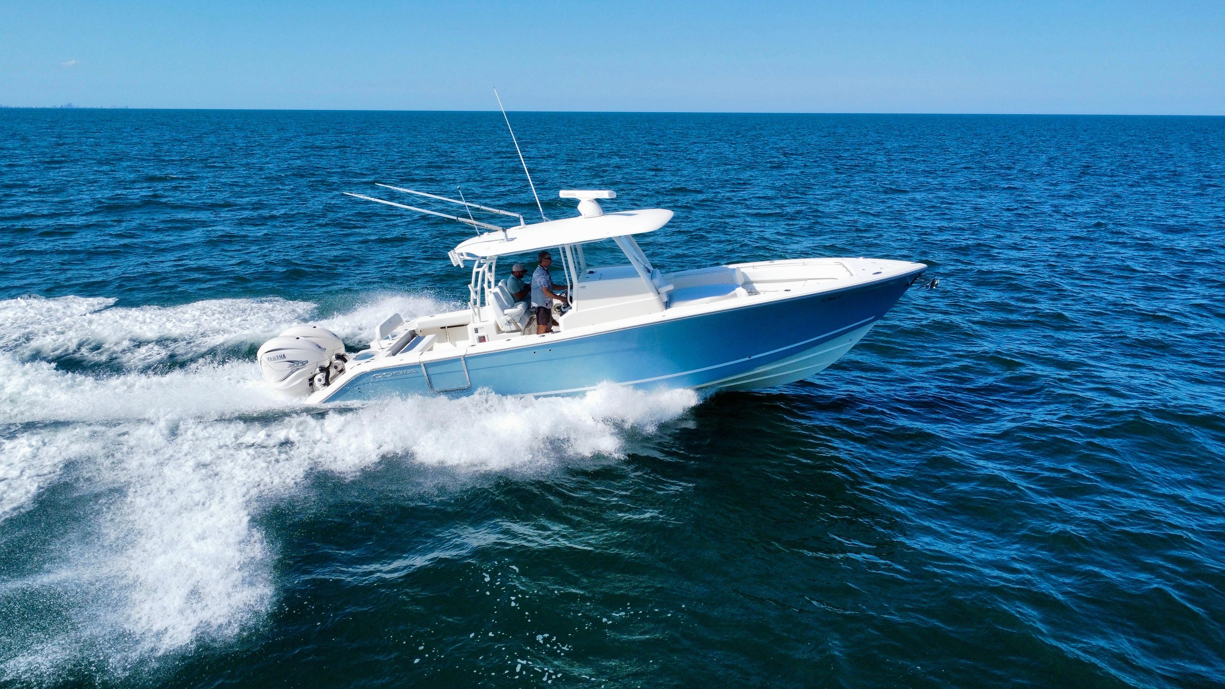 2020-cobia-350-center-console-power-9717904-20250317090603518-1_XLARGE