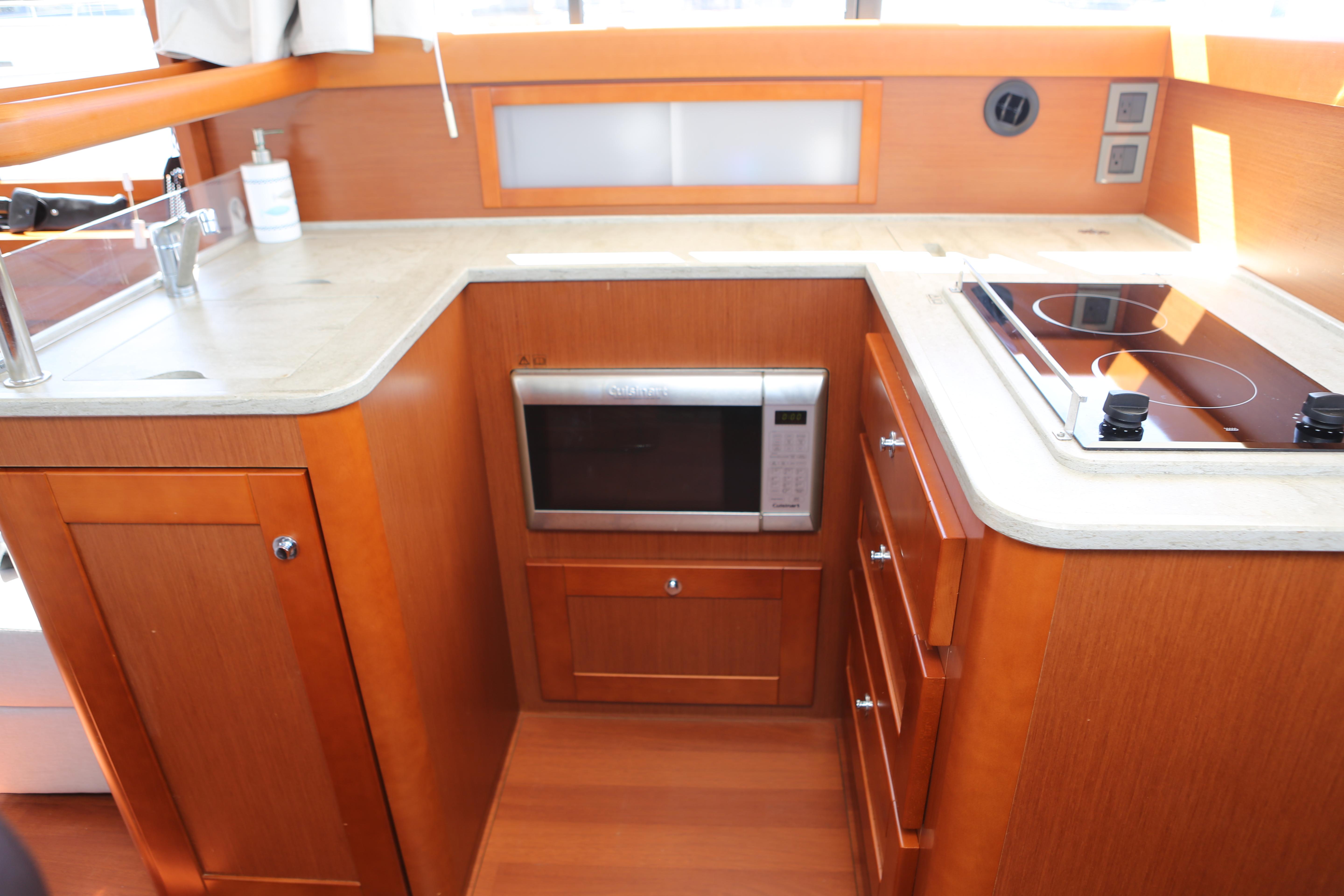 Yacht Photos Pics