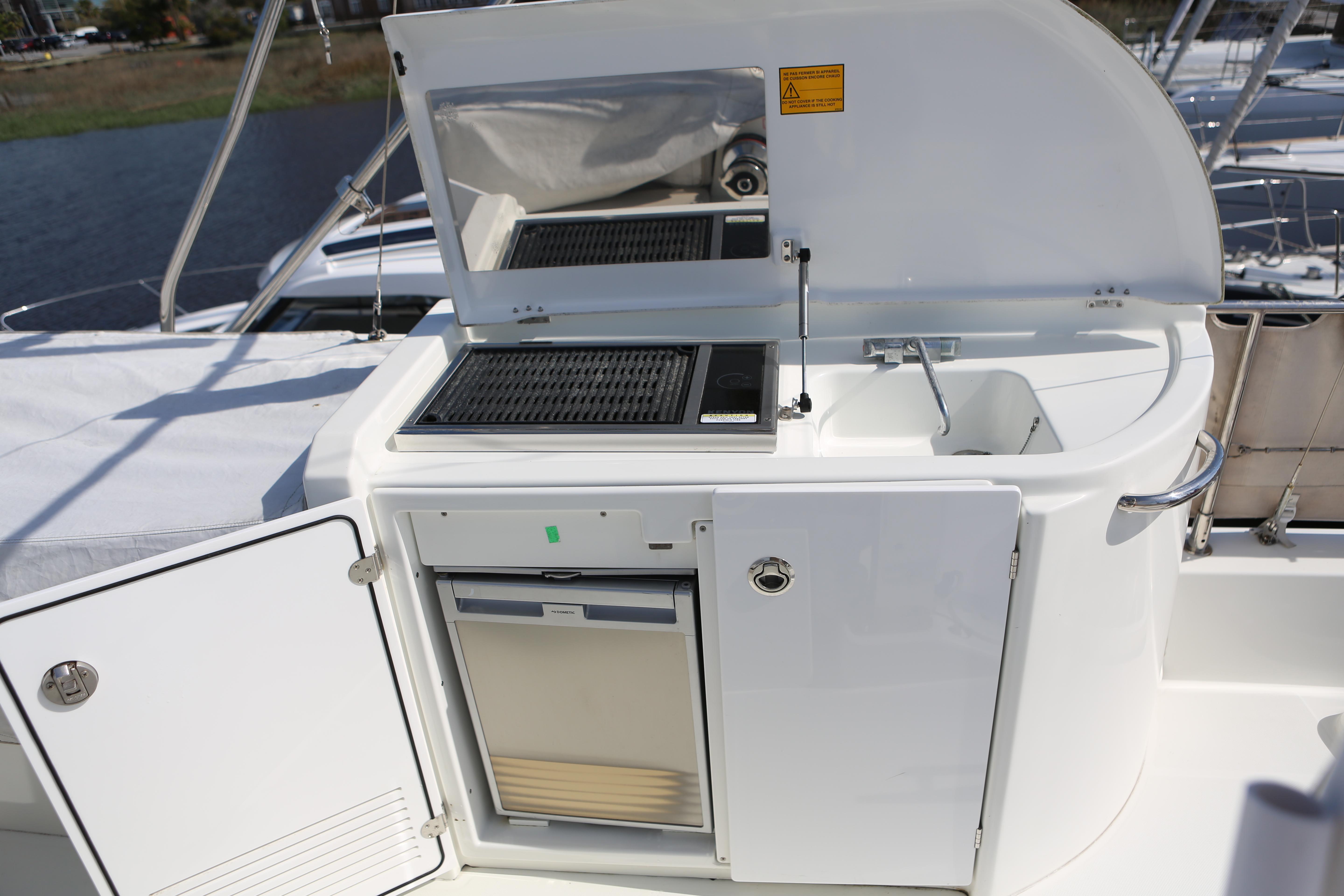 Yacht Photos Pics