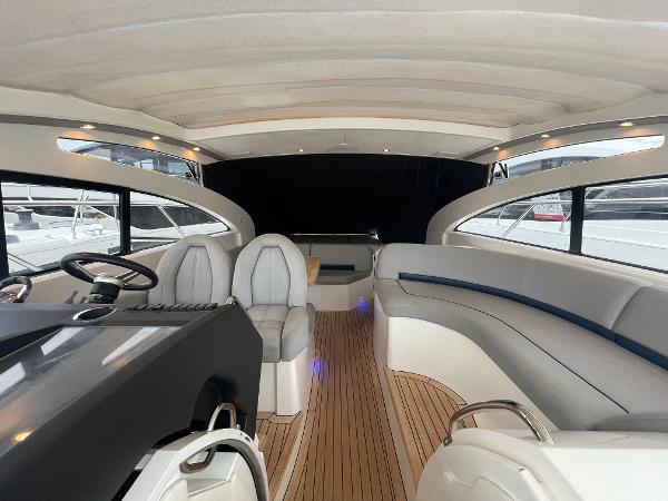 Princess Motor Yacht Sales - Used Princess V42