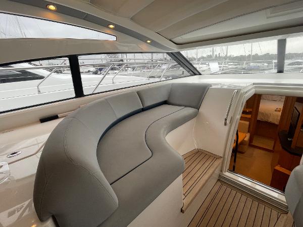 Princess Motor Yacht Sales - Used Princess V42