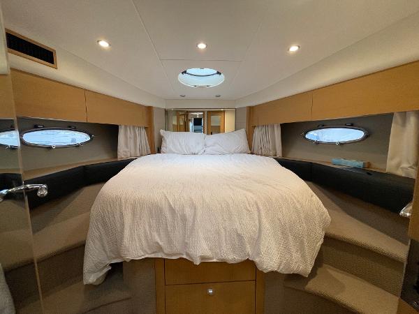 Princess Motor Yacht Sales - Used Princess V42