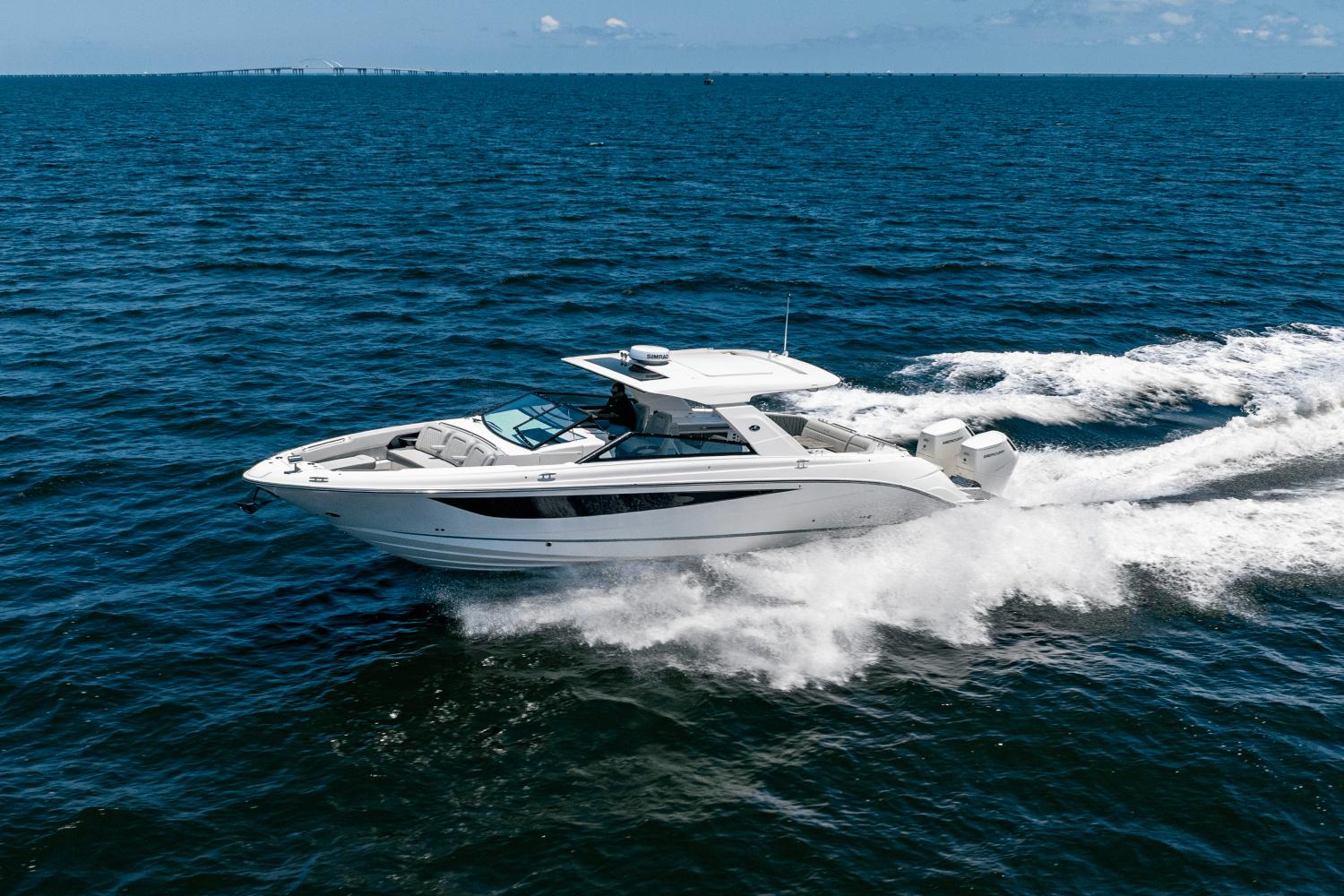 2025-sea-ray-slx-400-outboard-power-9447950-978940320-0-220520250838-2