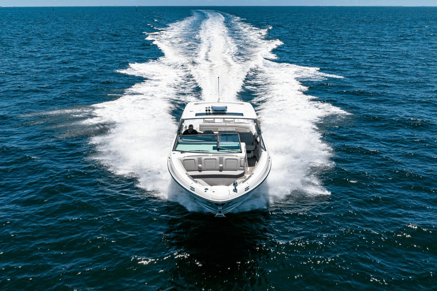 2025-sea-ray-slx-400-outboard-power-9447950-978940347-0-220520250839-23