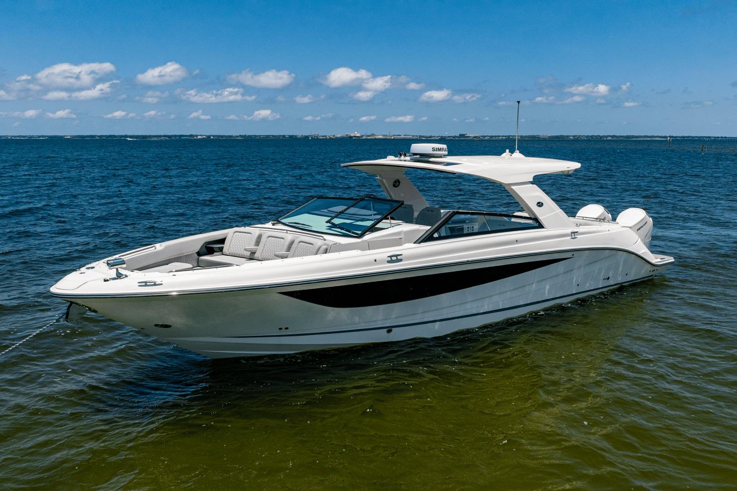 39 ft Sea Ray 2010