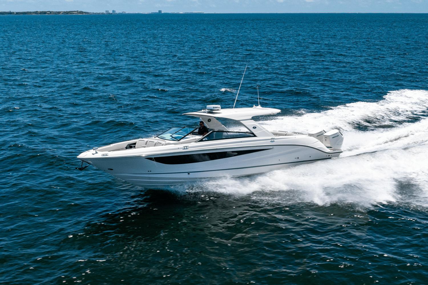 2025-sea-ray-slx-400-outboard-power-9447950-978940353-0-220520250838-4