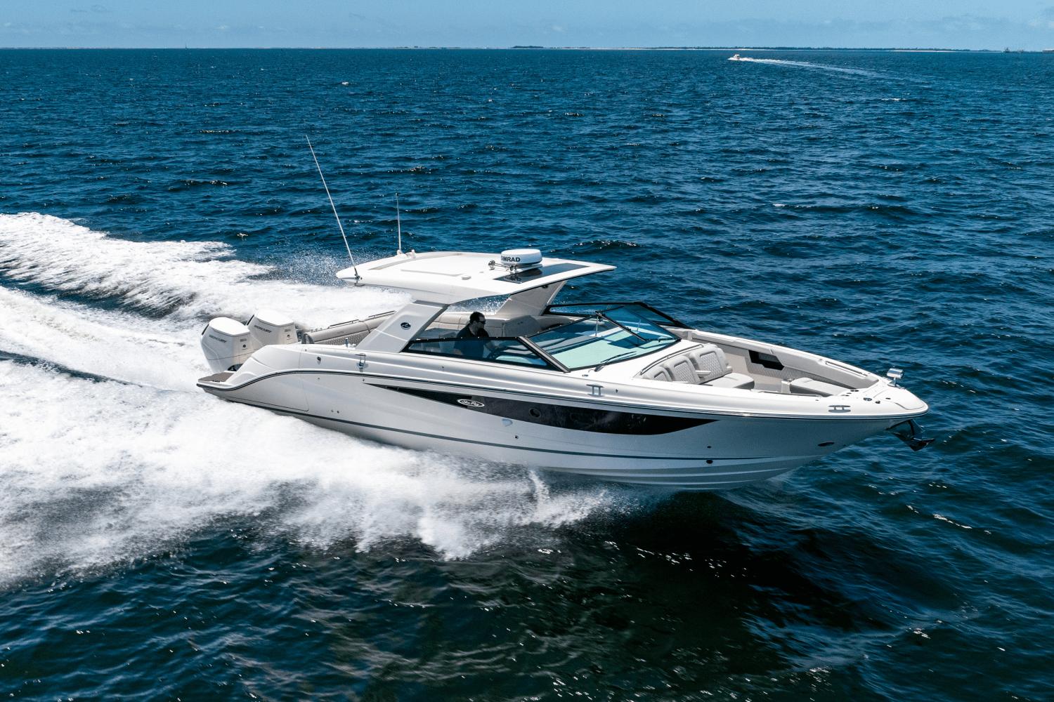 2025-sea-ray-slx-400-outboard-power-9447950-978940375-0-220520250839-21