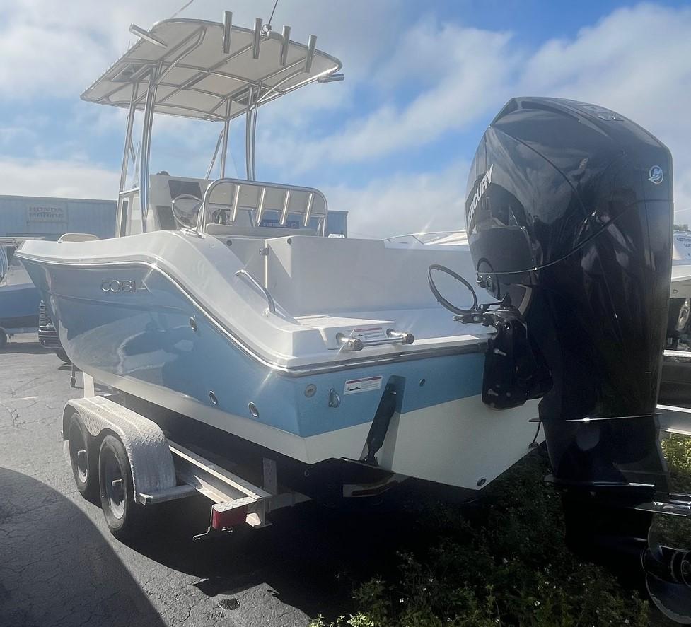 2020-cobia-237-center-console-power-9647951-972417433-0-060120250653-11