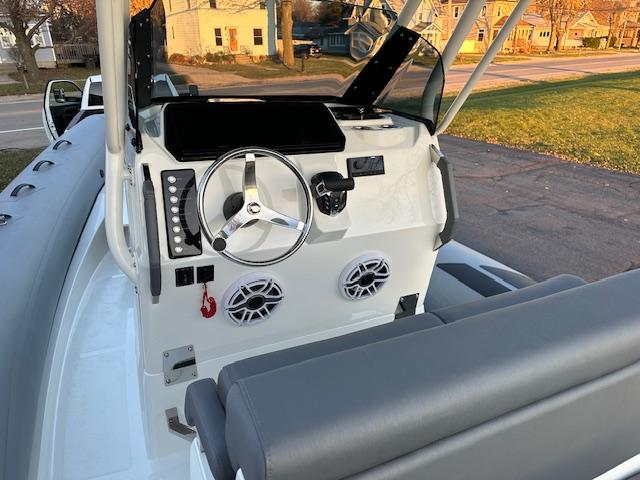 2025-brig-eagle-8-power-9607953-20241109074236379-1_XLARGE