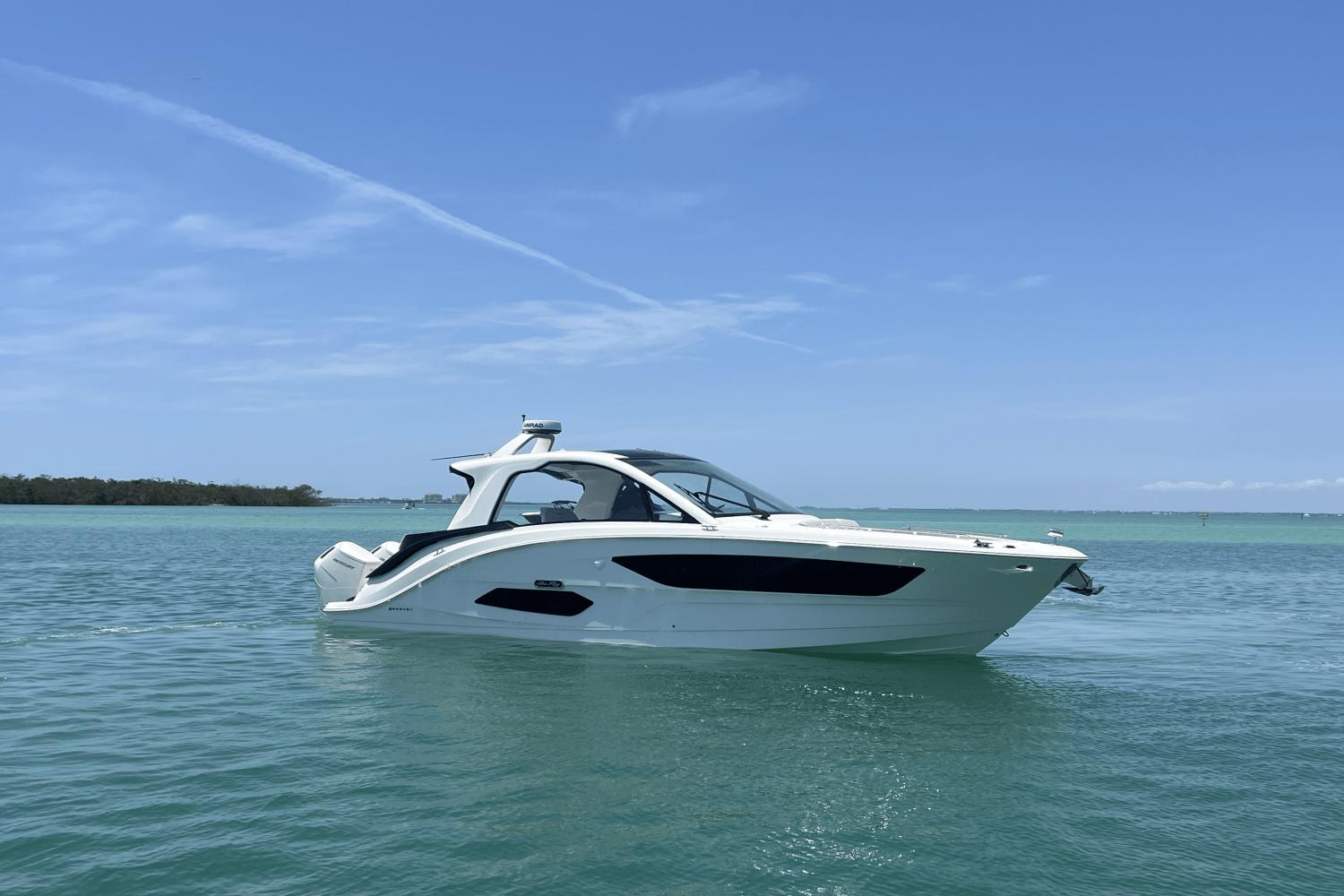 39 ft Sea Ray 2010
