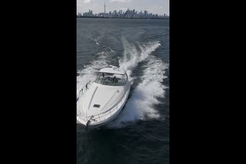 Sea Ray Sundancer 540 video