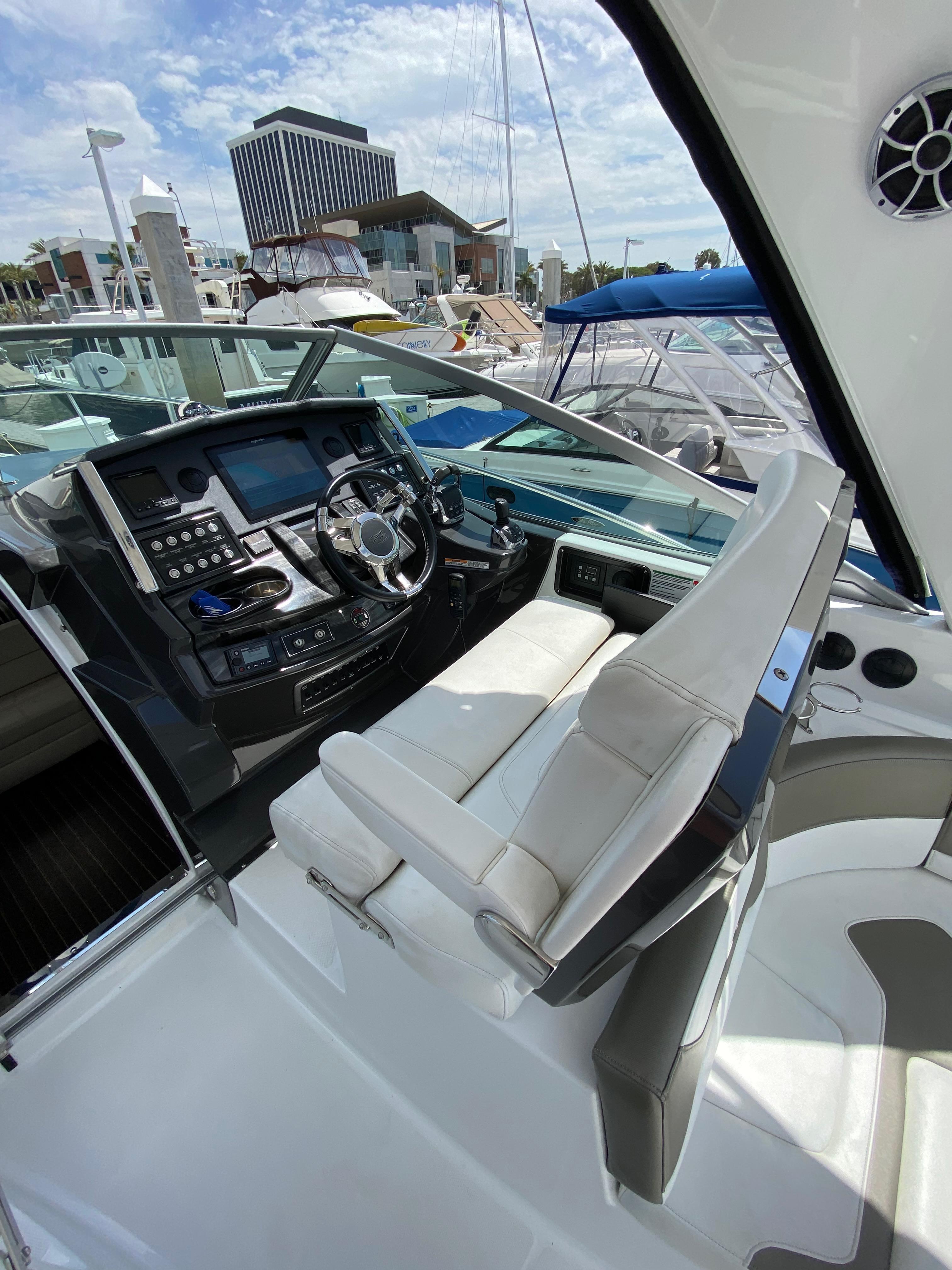 Image [38] of 2019 Monterey 335 Sport Yacht