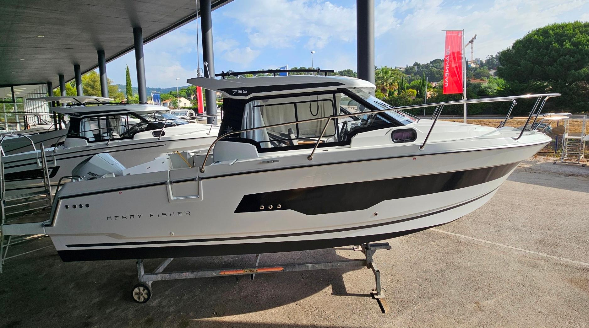 Jeanneau Merry Fisher 795
