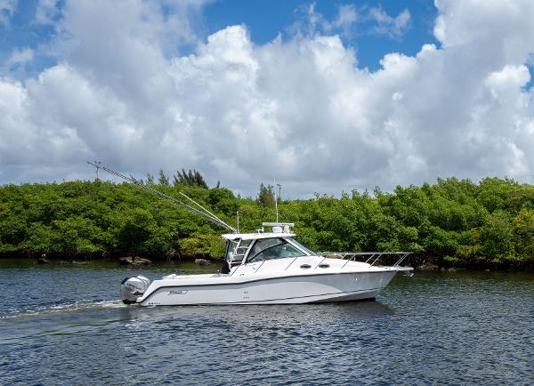34' Boston Whaler, Listing Number 100917560, - Photo No. 29