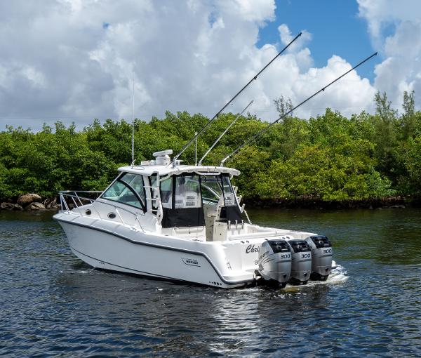 34' Boston Whaler, Listing Number 100917560, - Photo No. 8