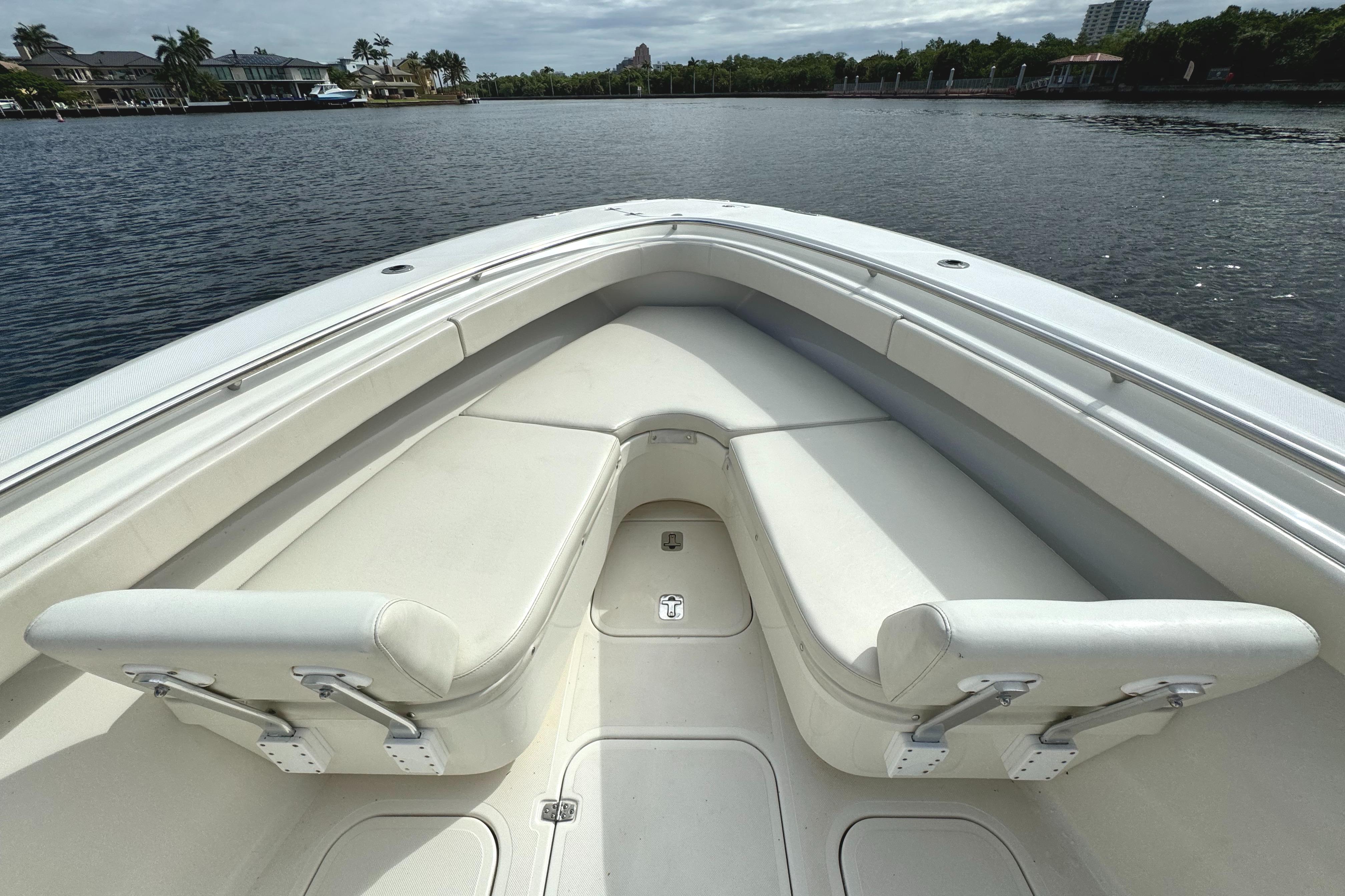 2005 Pursuit 3480 Center Console