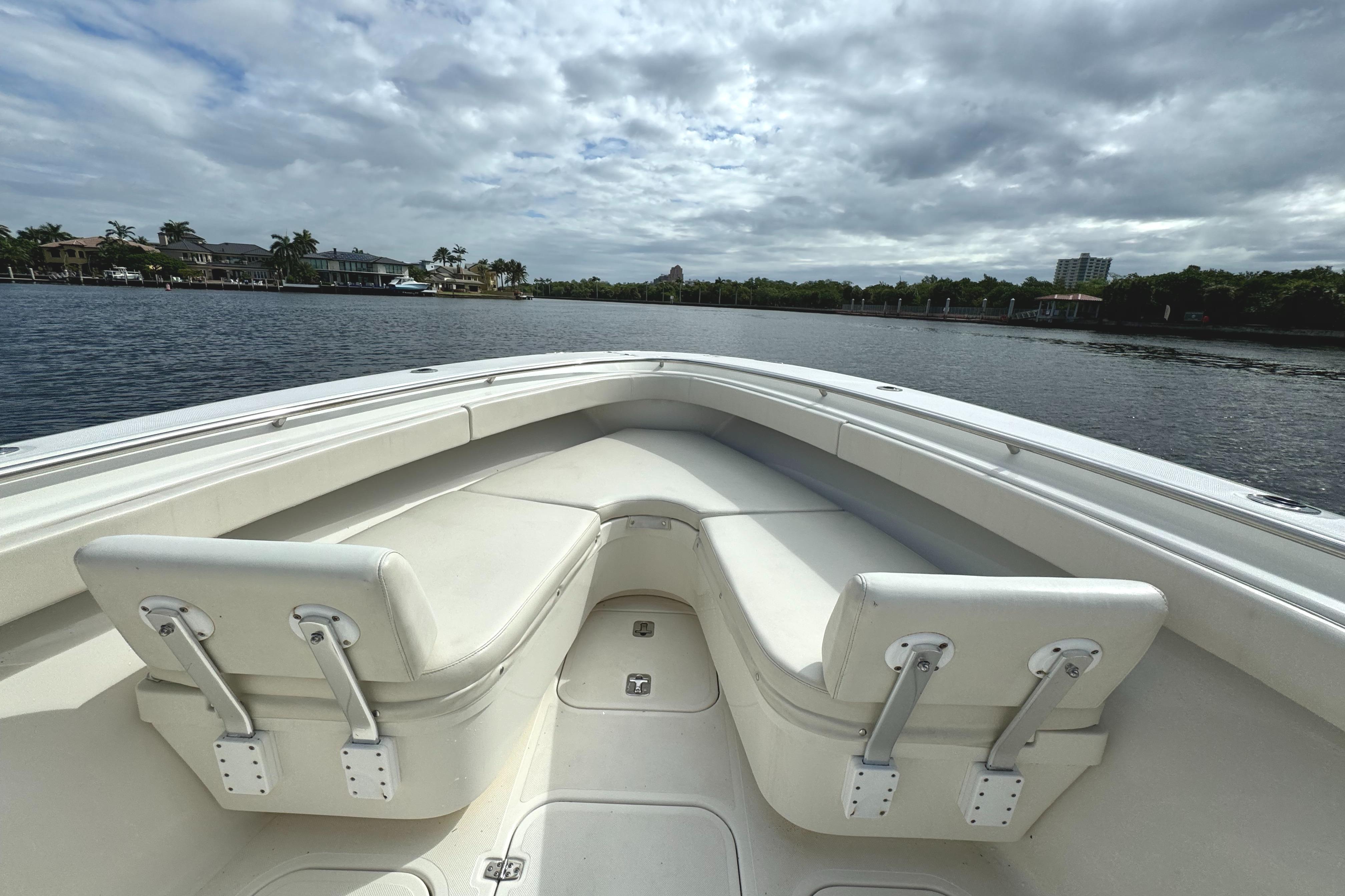 2005 Pursuit 3480 Center Console