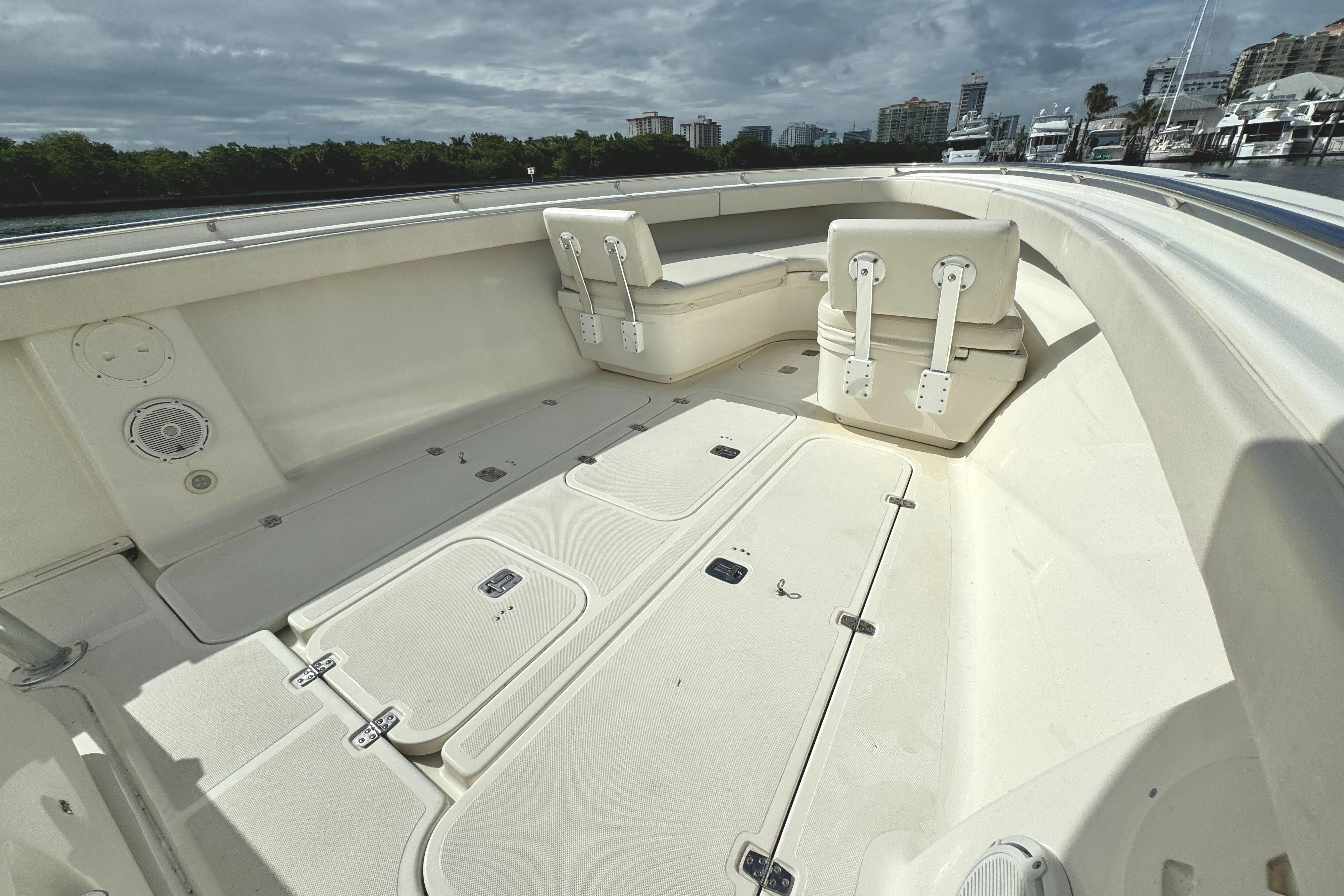 2005 Pursuit 3480 Center Console