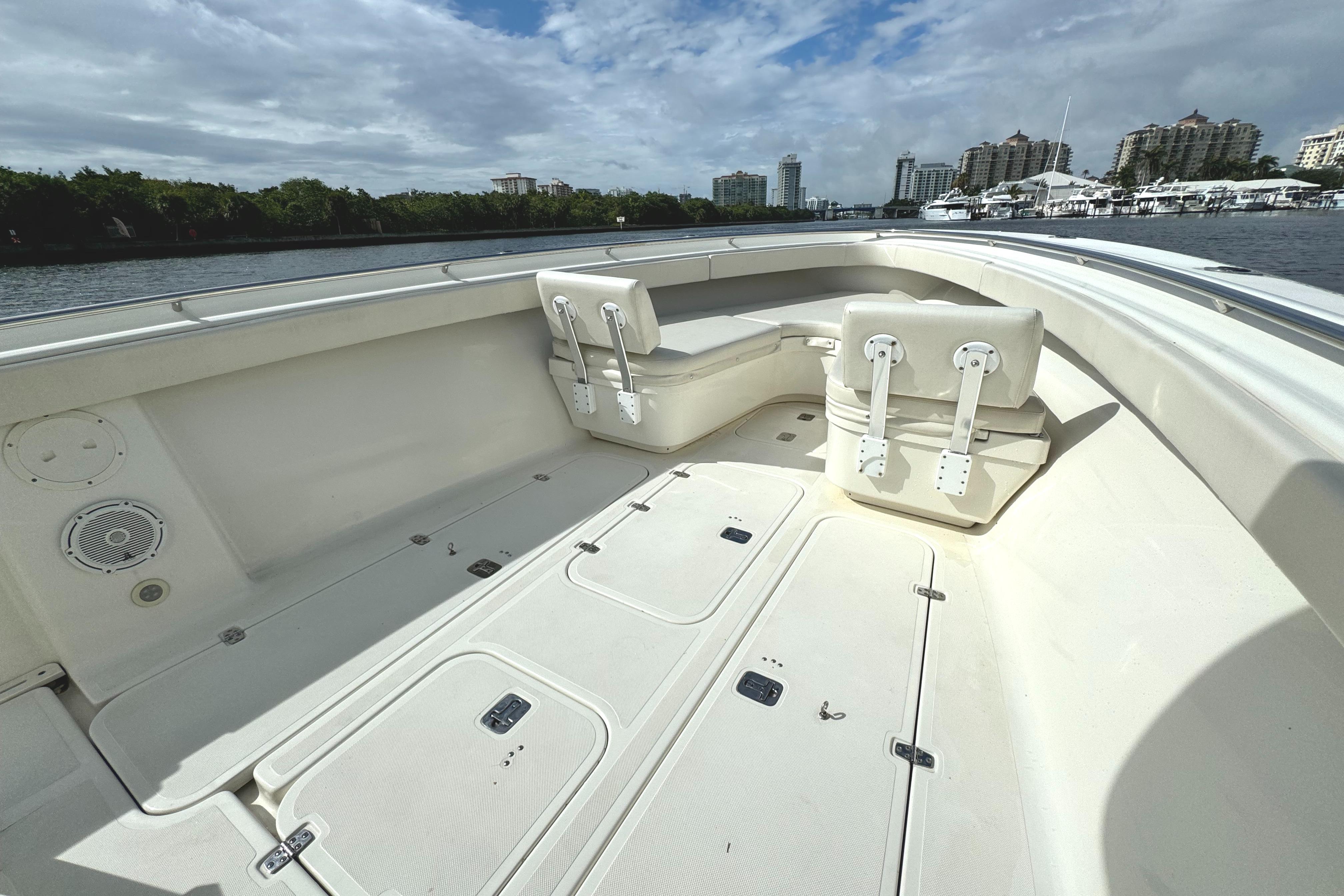 2005 Pursuit 3480 Center Console