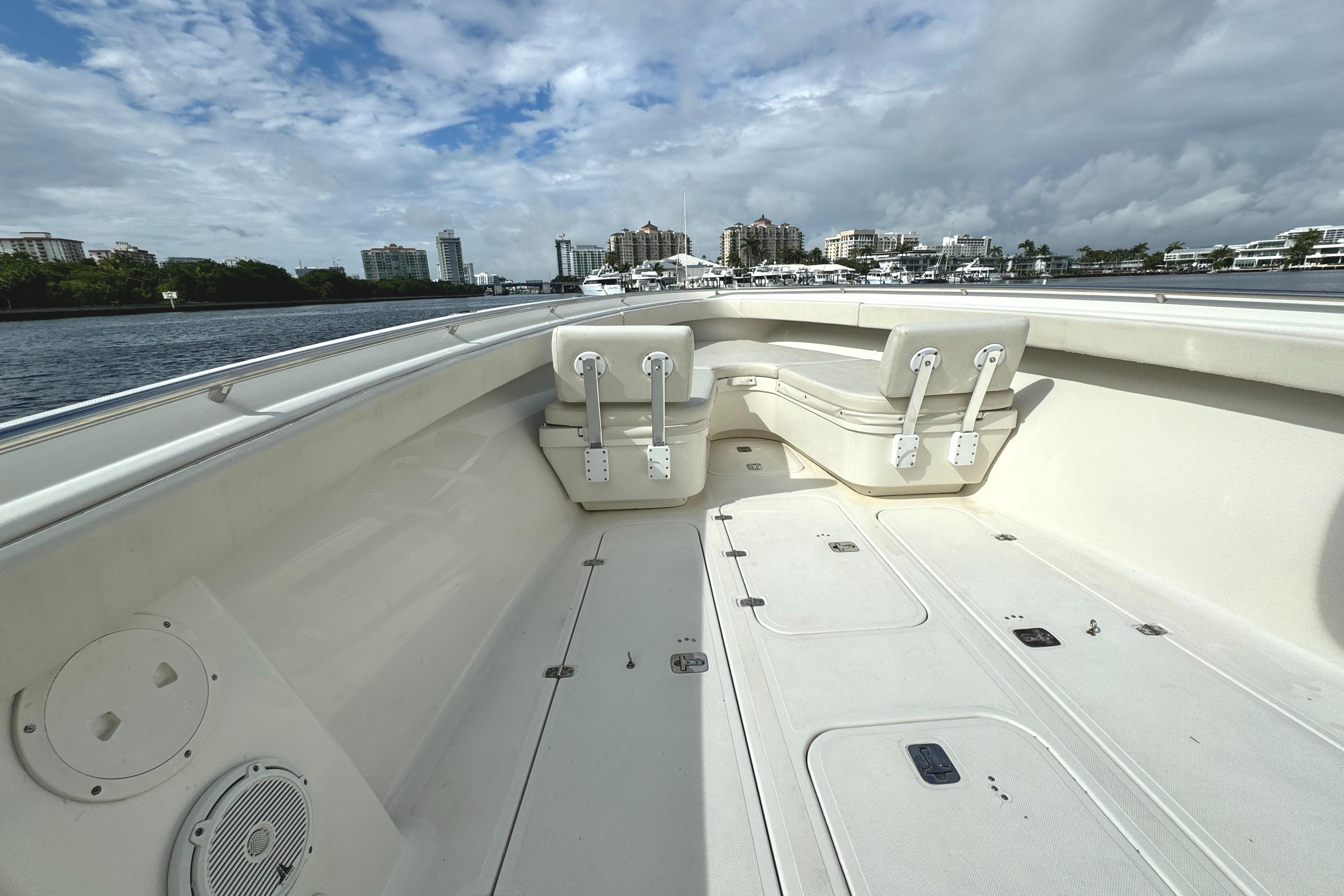 2005 Pursuit 3480 Center Console