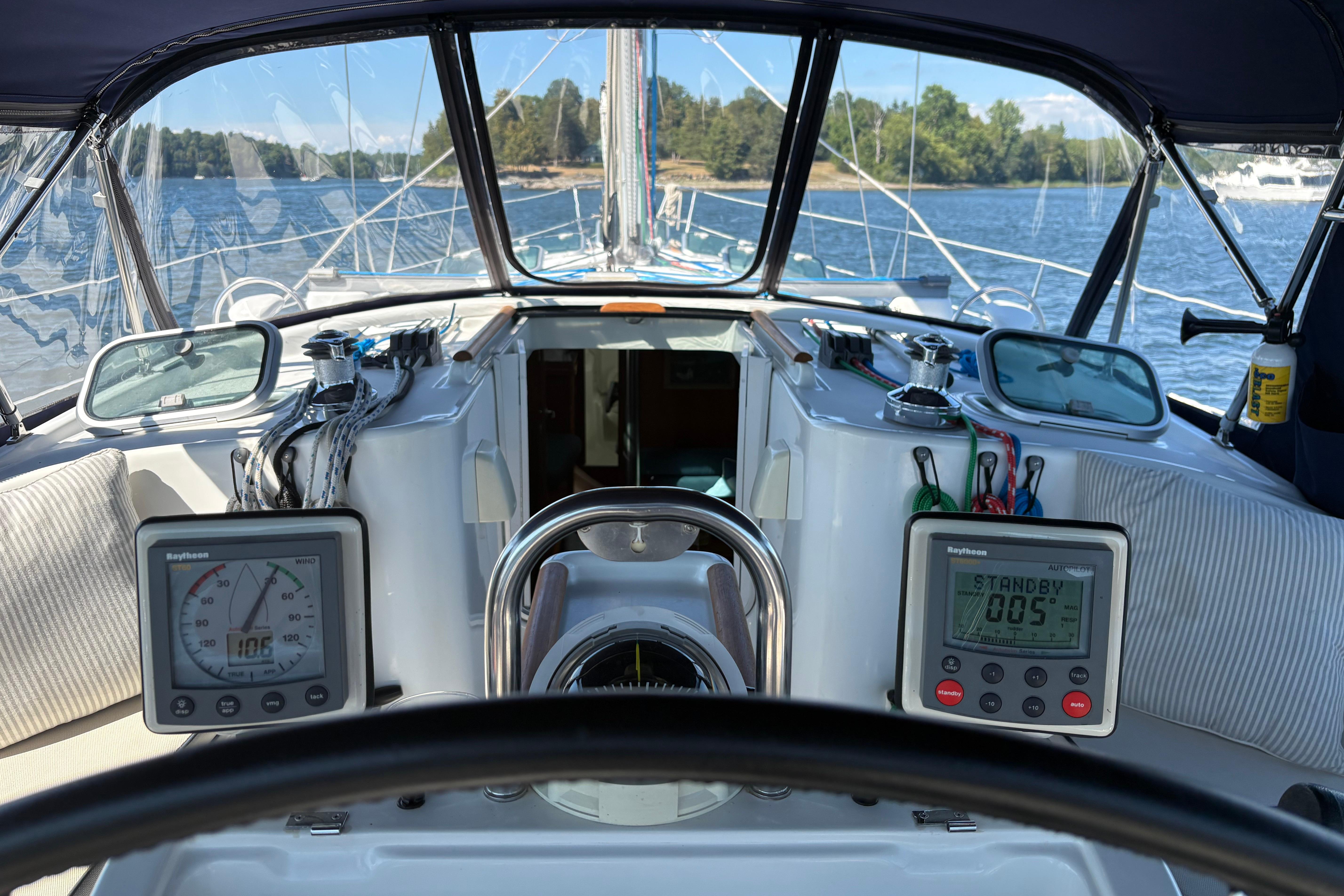 Yacht Photos Pics