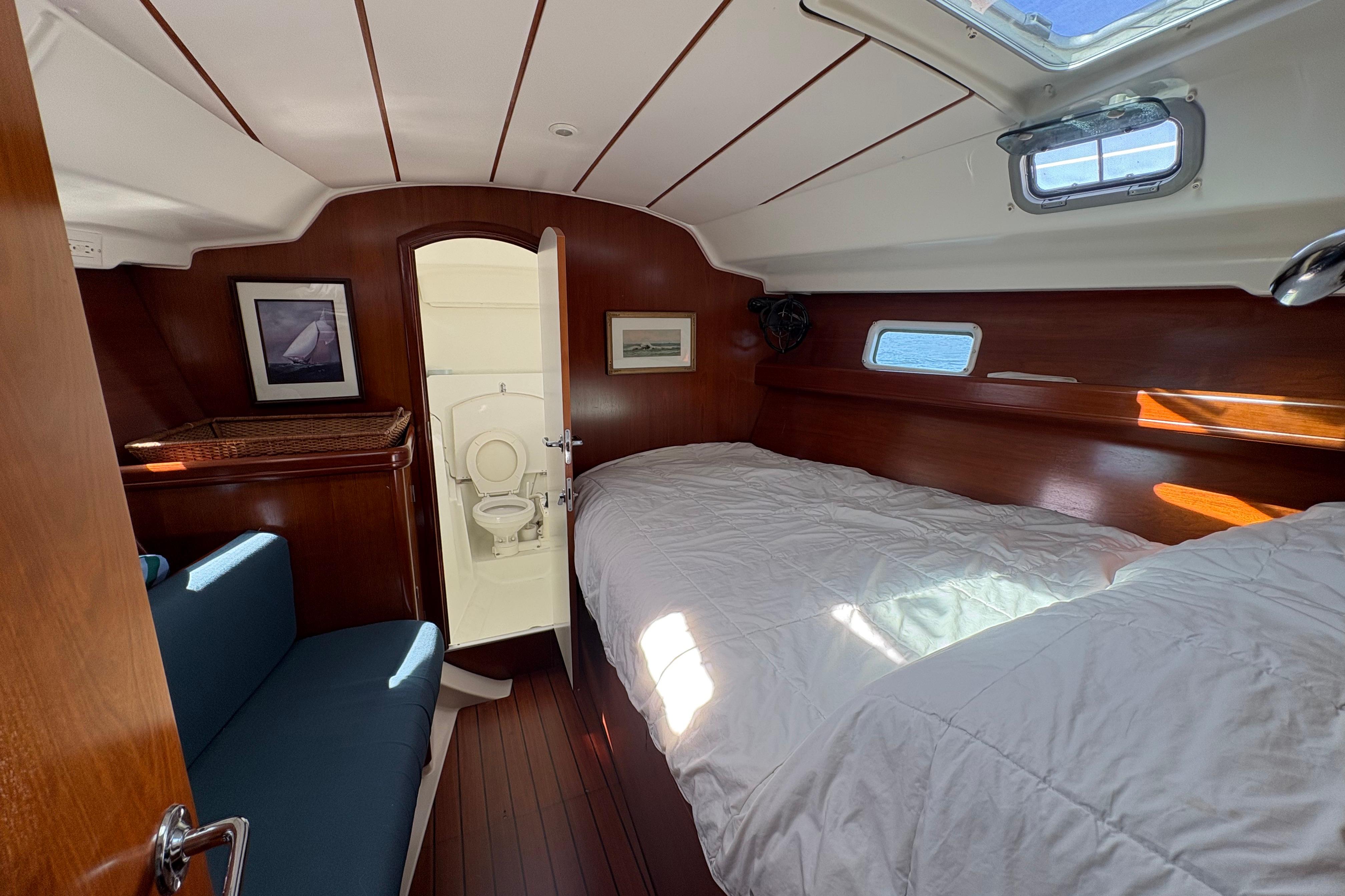Yacht Photos Pics