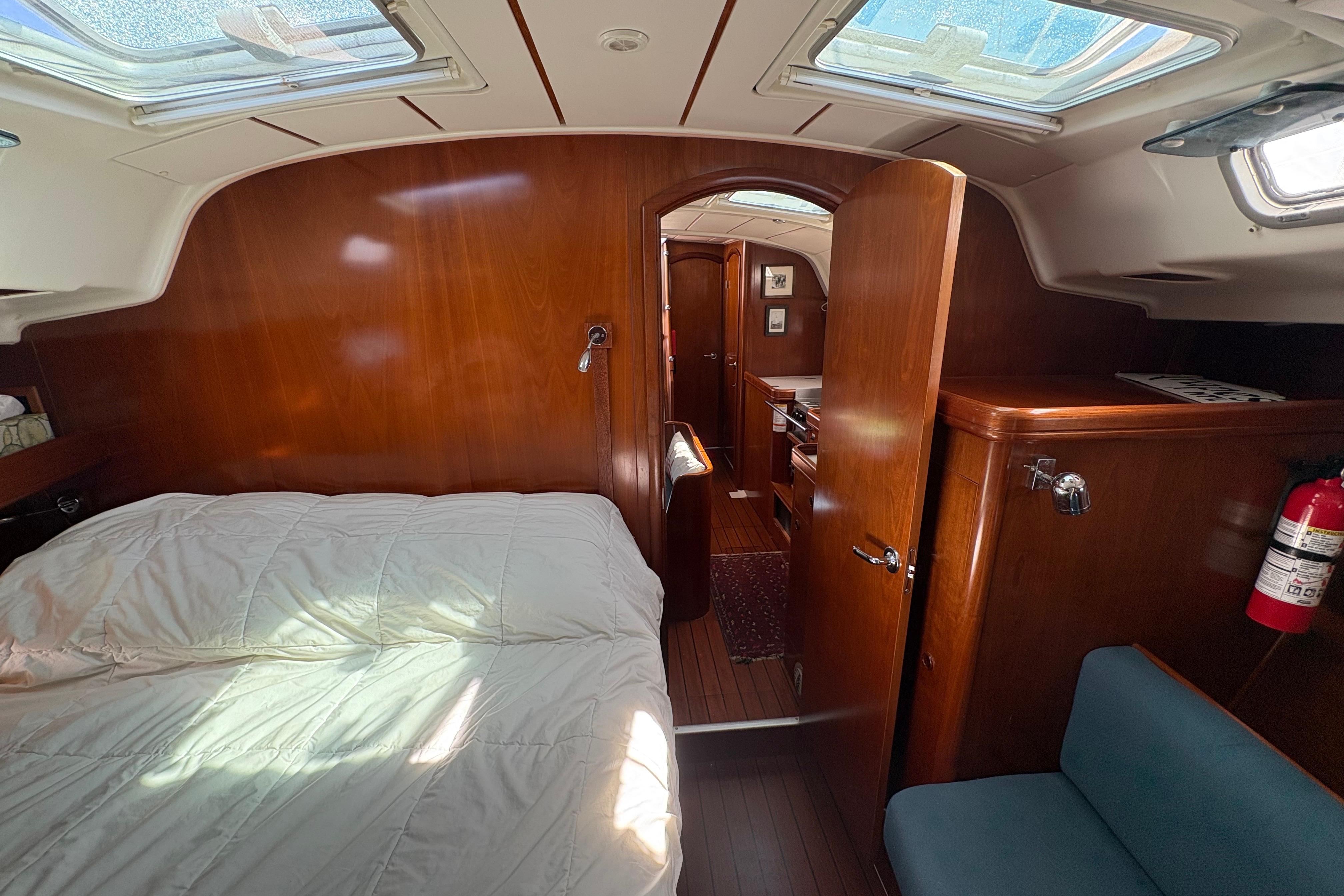Yacht Photos Pics