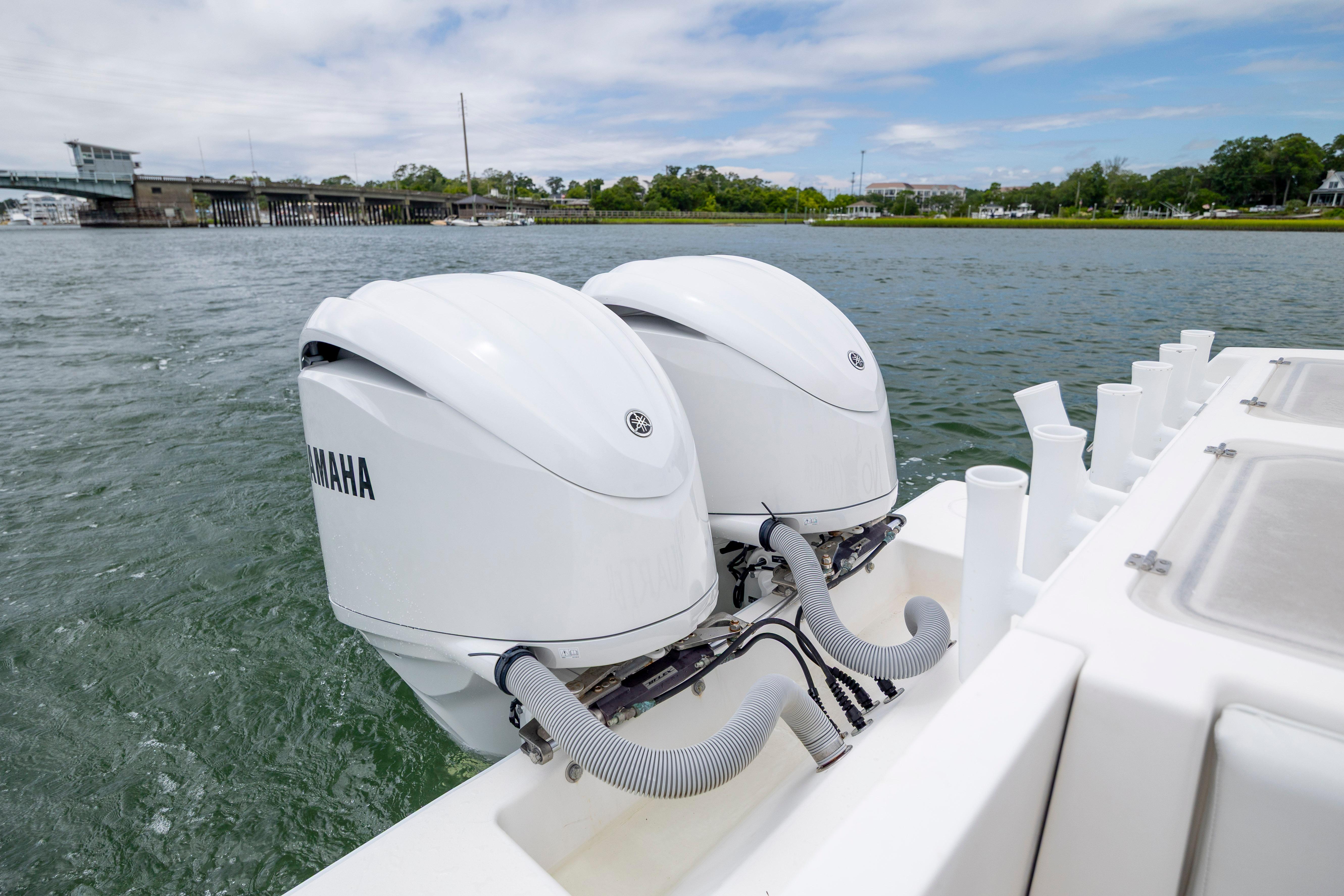 Boat image 10