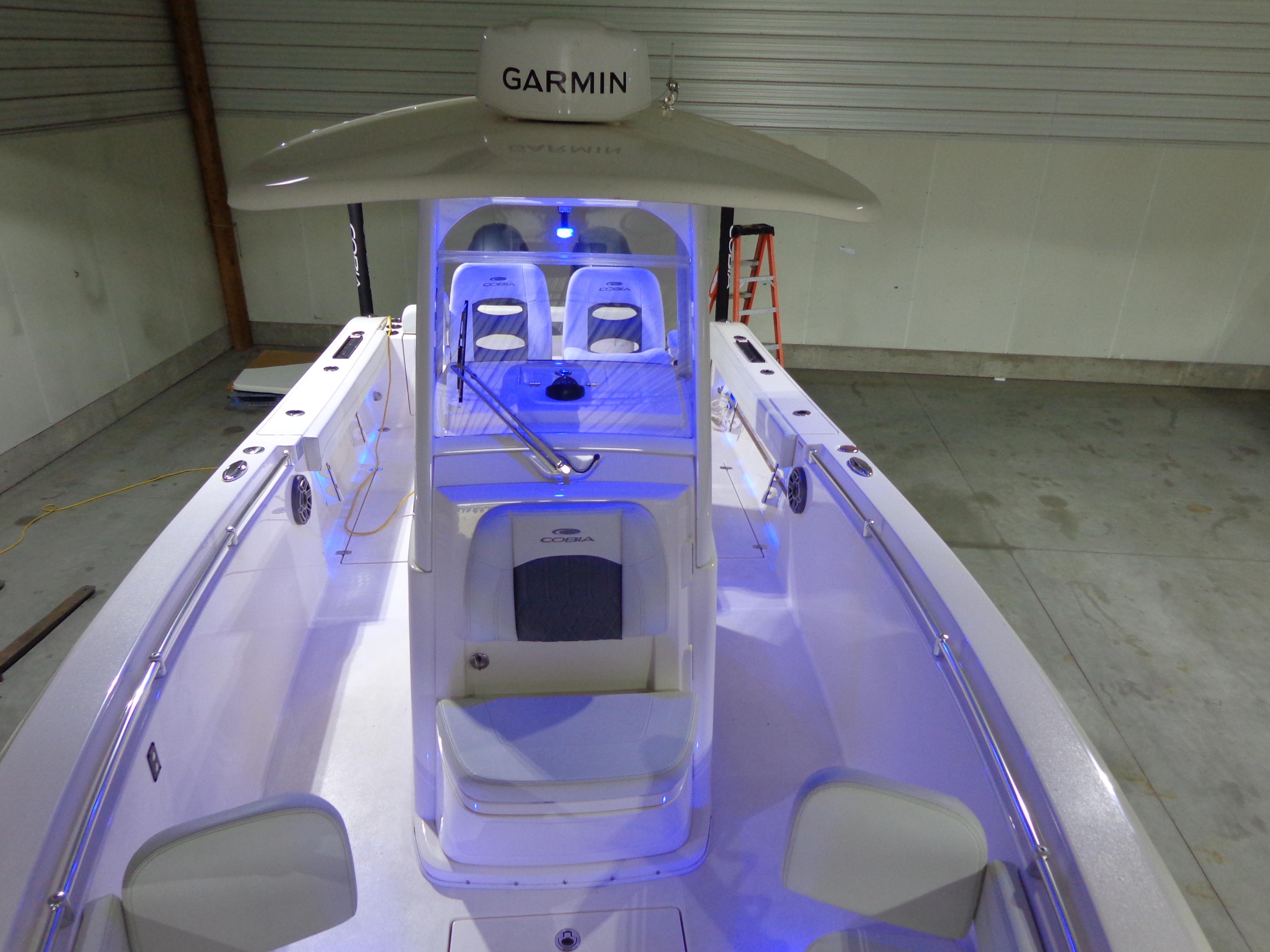 2023-cobia-280-center-console-power-9837971-20250613071428725-1_XLARGE