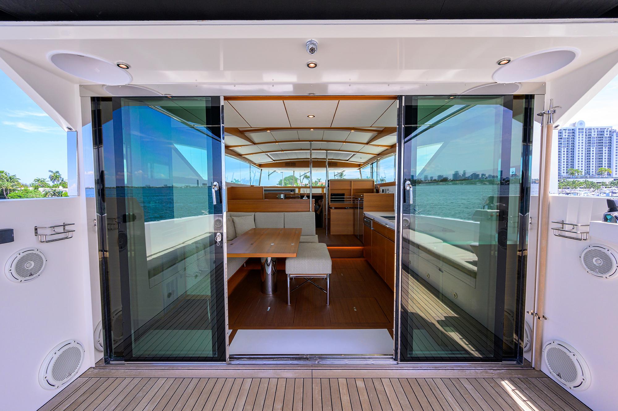 Delta 54 El Matador - Exterior Aft Deck