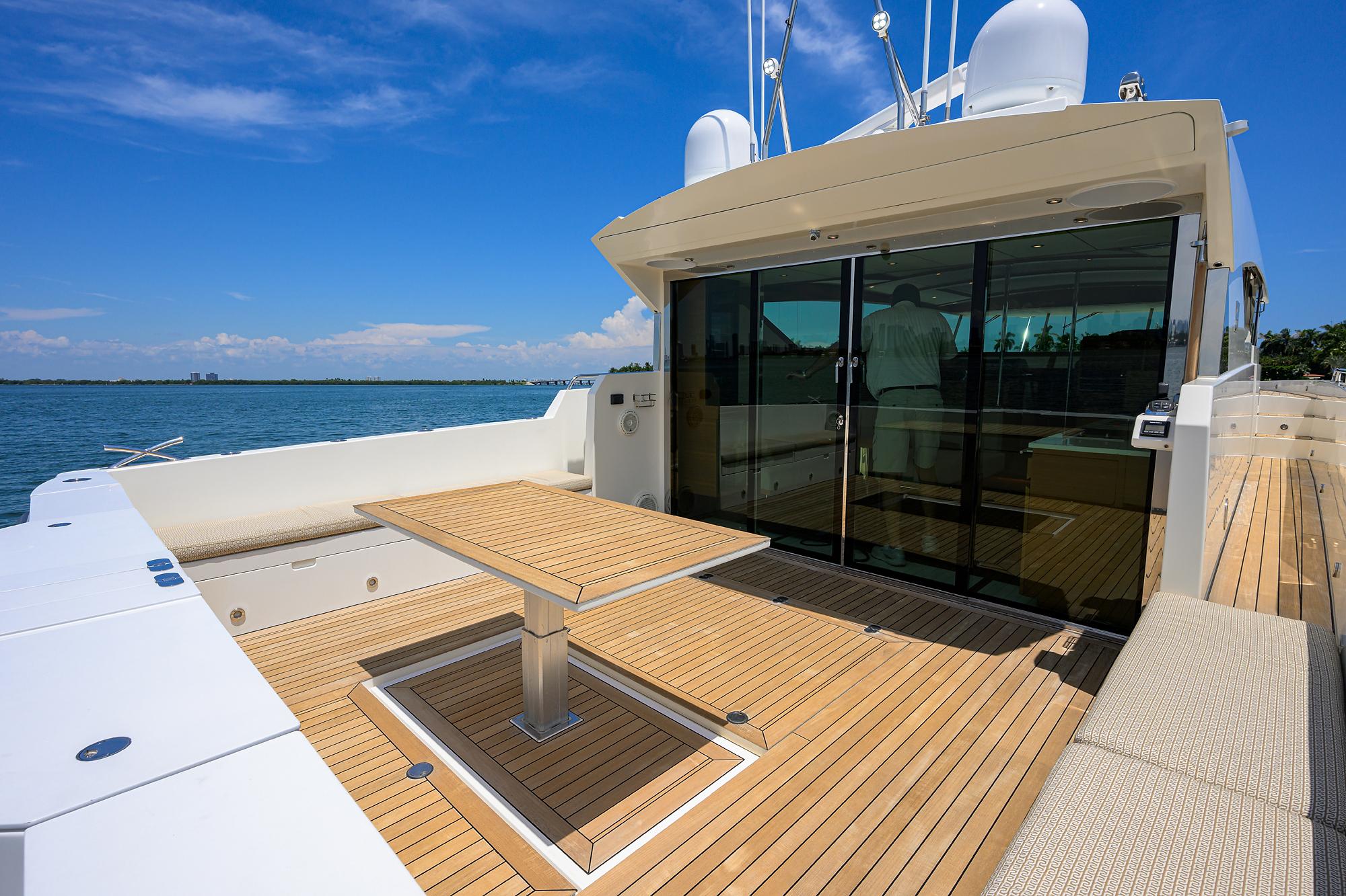 Delta 54 El Matador - Exterior Aft Deck