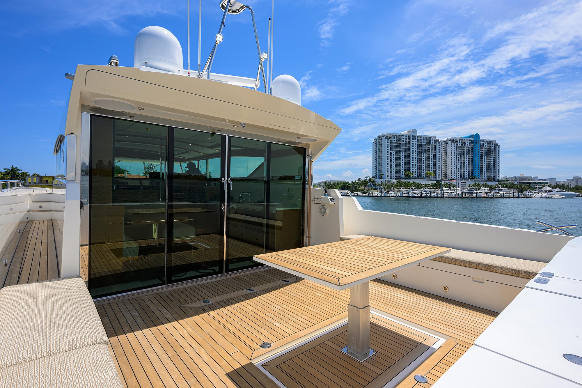 Delta 54 El Matador - Exterior Aft Deck